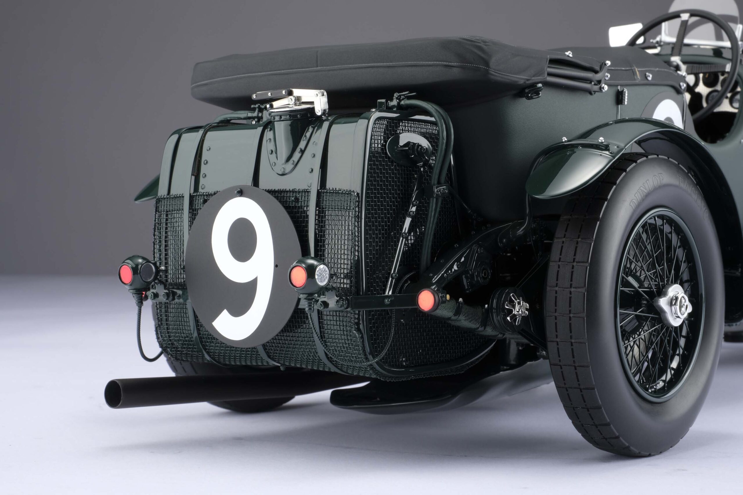 Amalgam Bentley Blower 1930 Le Mans Birkin & Chassagne - Blau | 1:8 - 画像16