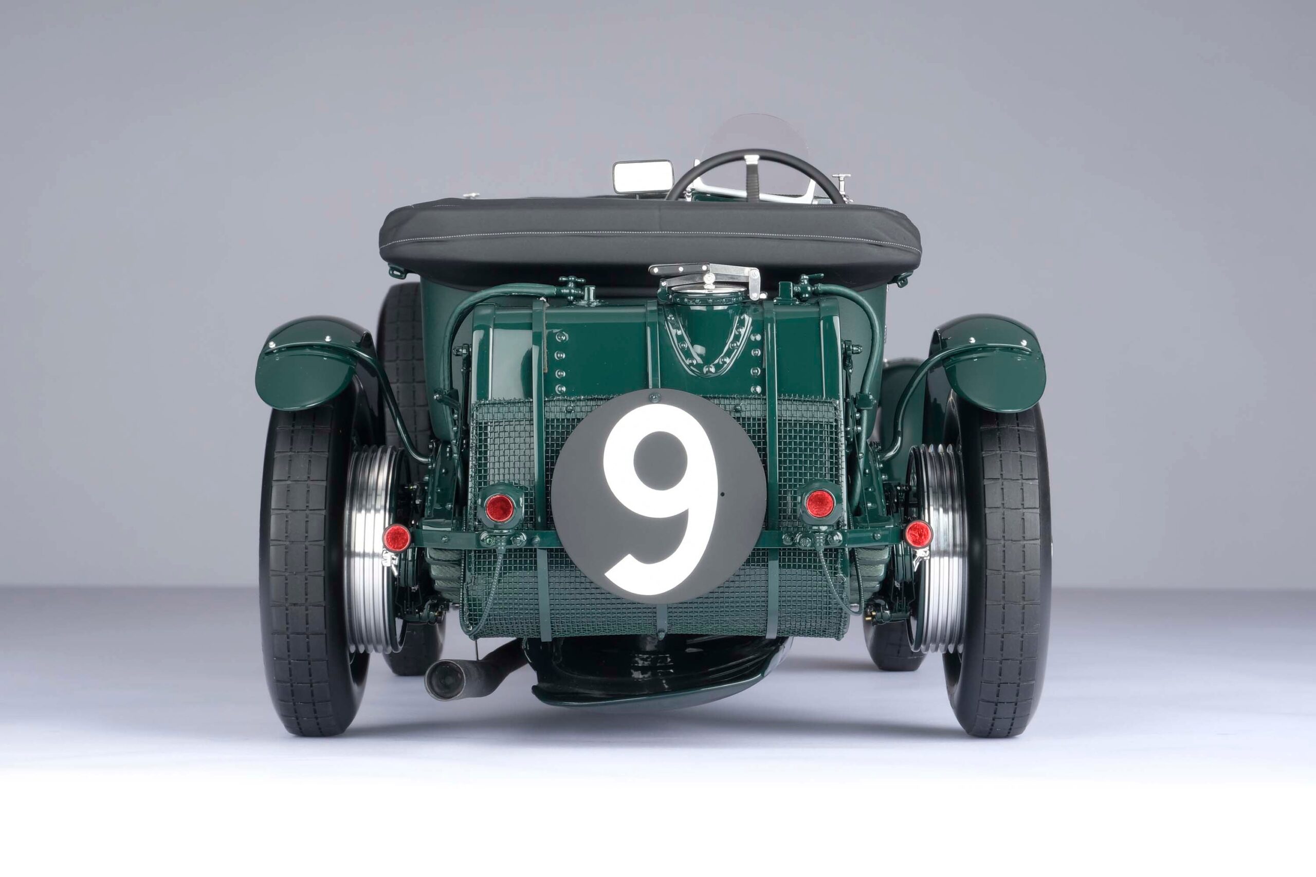 Amalgam Bentley Blower 1930 Le Mans Birkin & Chassagne - Blau | 1:8 - 画像9