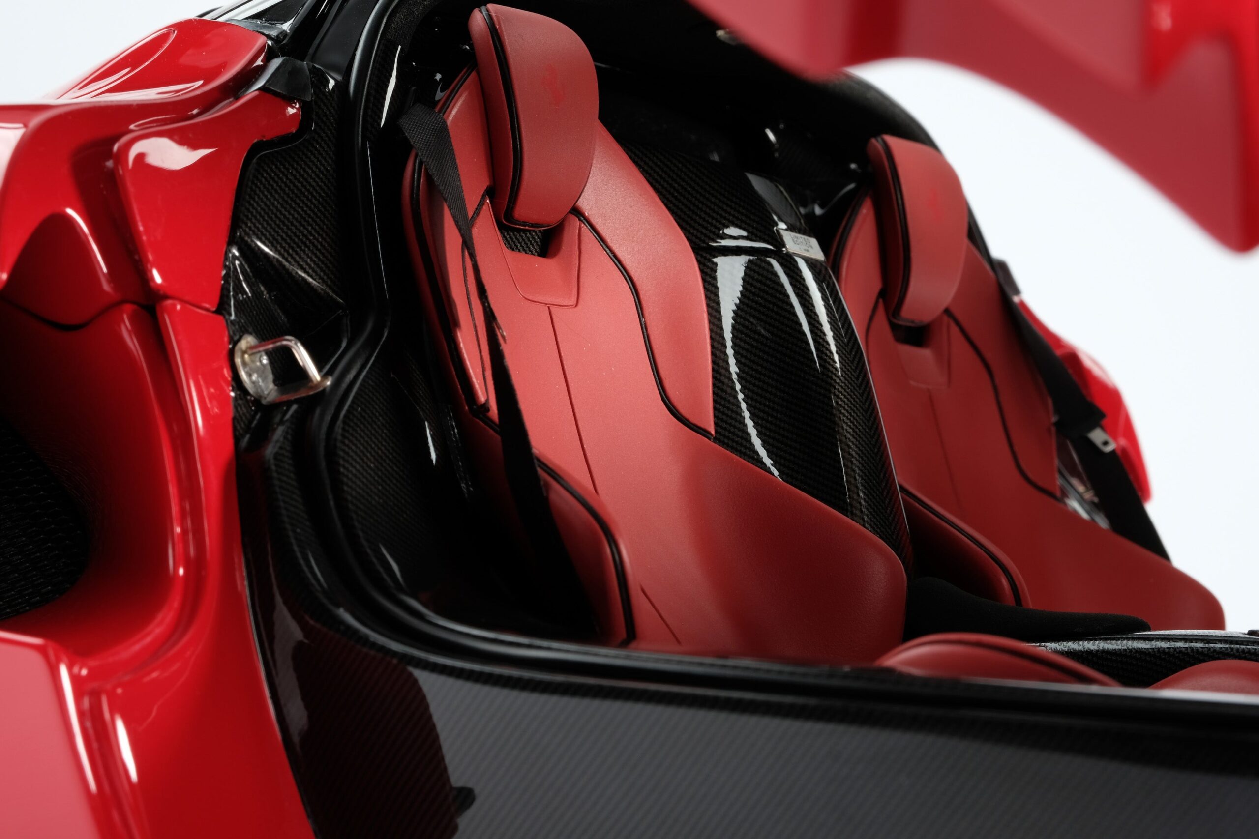 Amalgam Ferrari LaFerrari & LaFerrari Aperta Tailor Made | 1:8 - 画像26