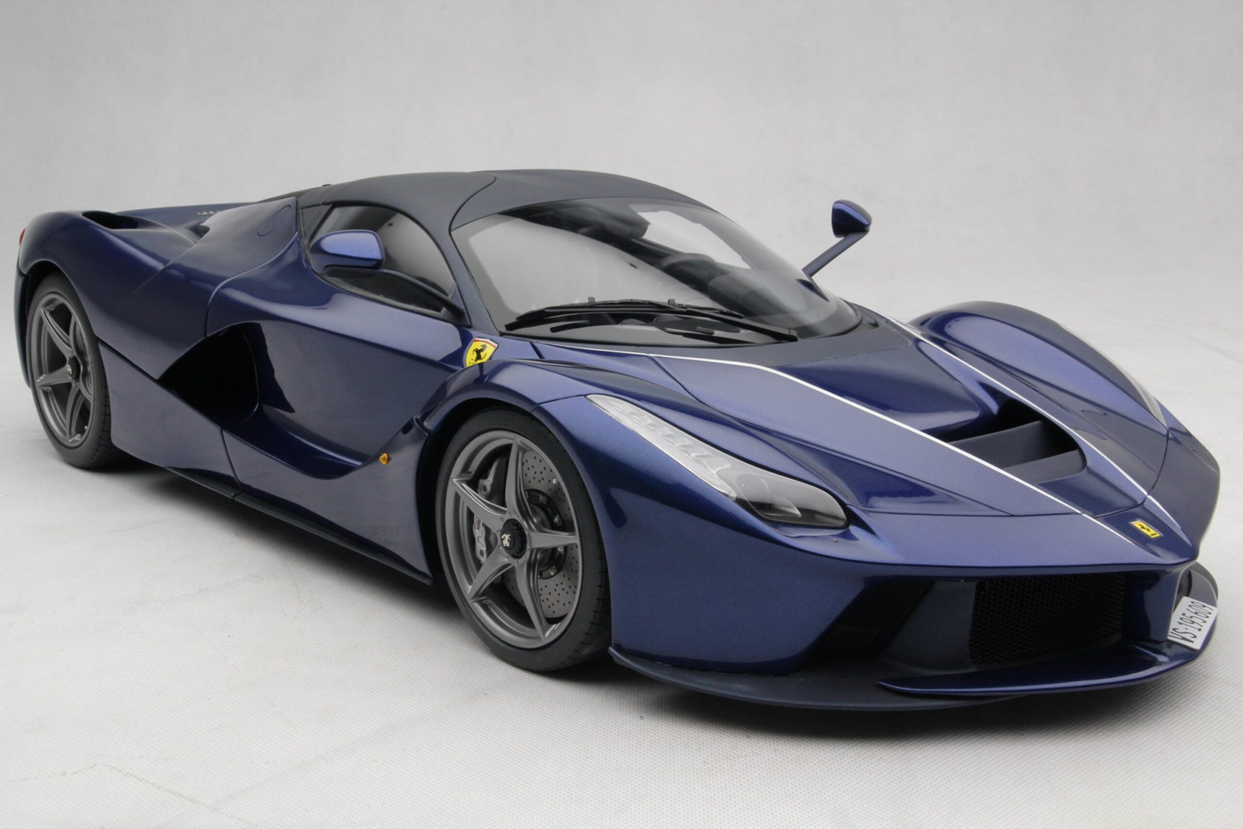 Amalgam Ferrari LaFerrari & LaFerrari Aperta Tailor Made | 1:8 - 画像22