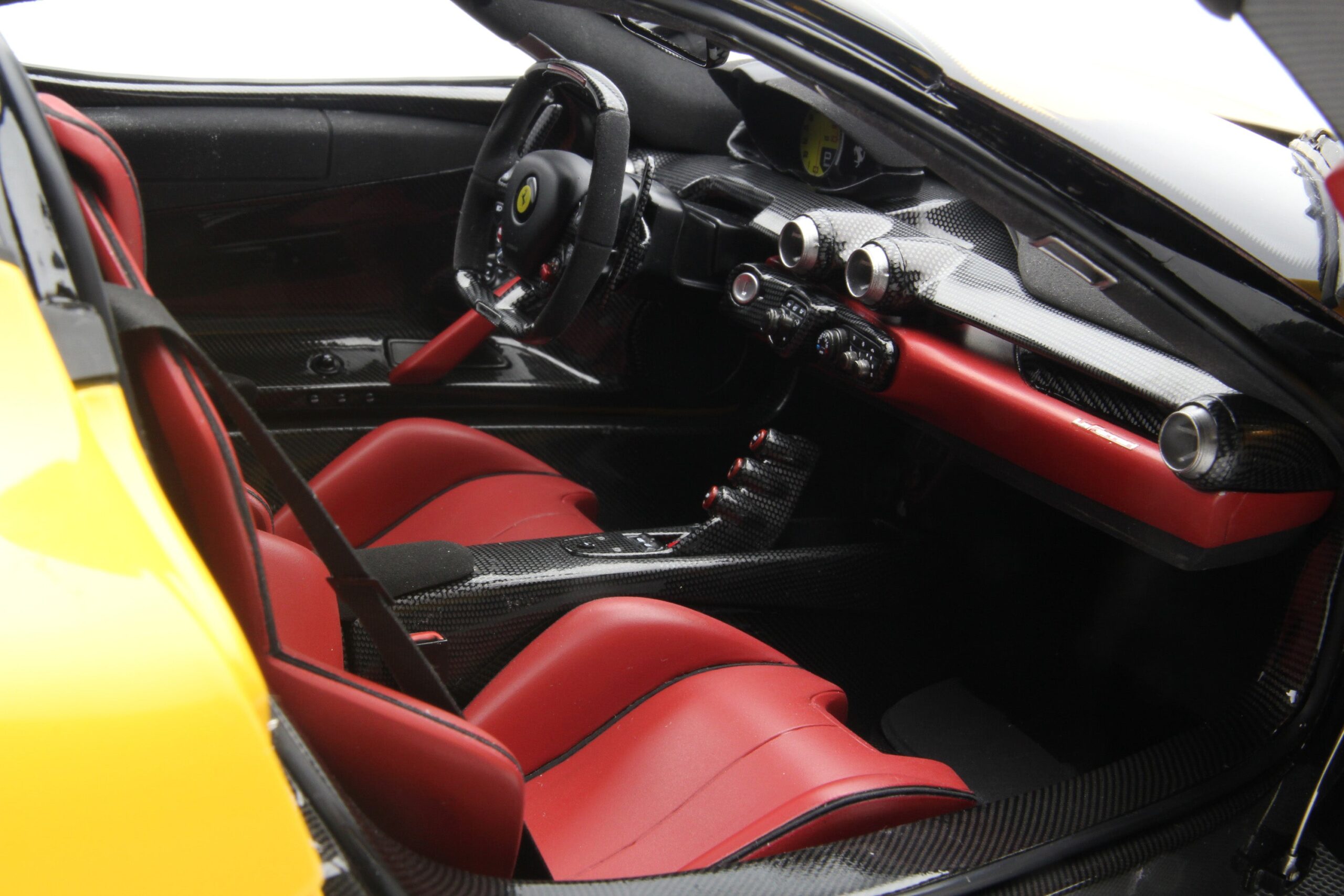 Amalgam Ferrari LaFerrari & LaFerrari Aperta Tailor Made | 1:8 - 画像19