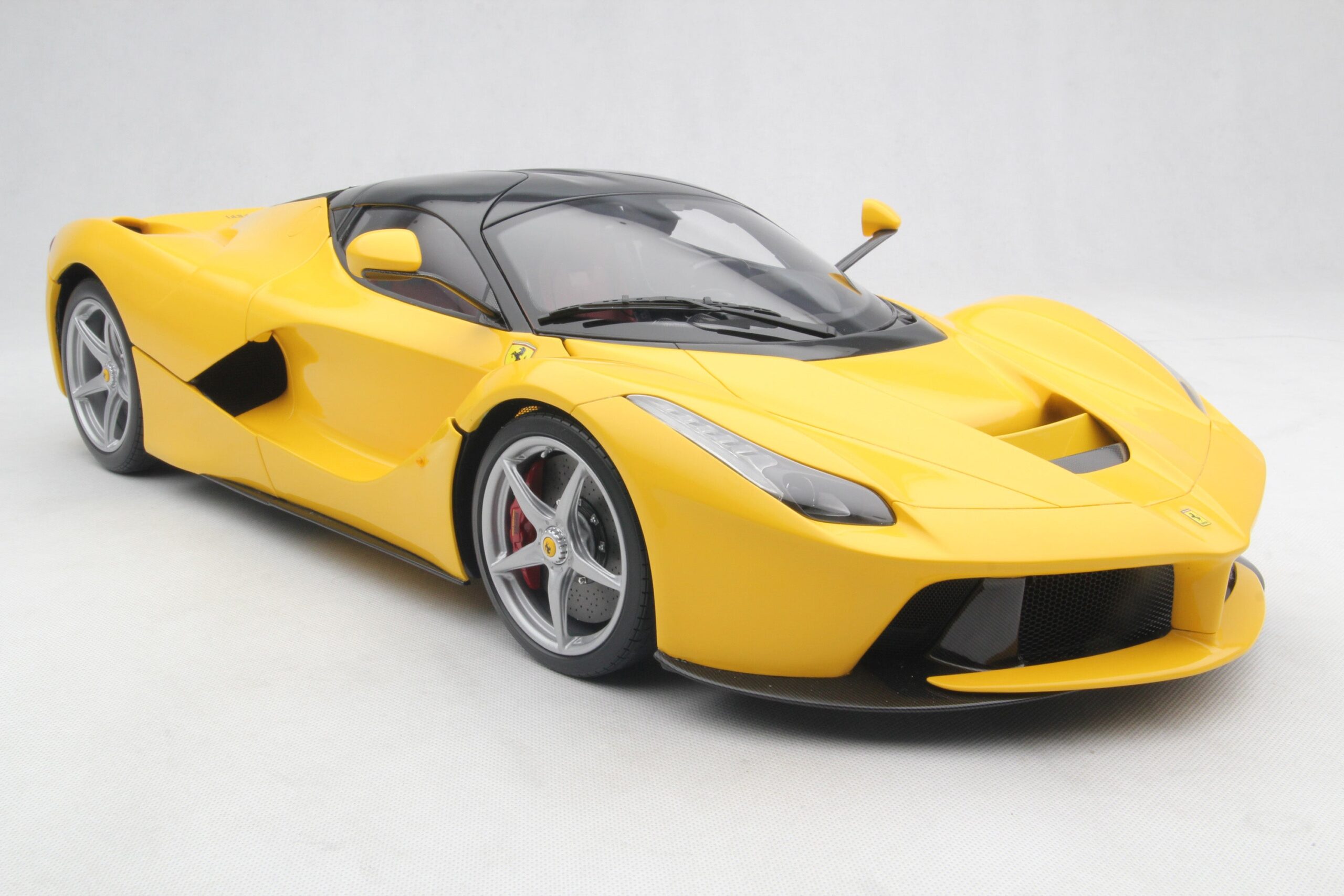 Amalgam Ferrari LaFerrari & LaFerrari Aperta Tailor Made | 1:8 - 画像18
