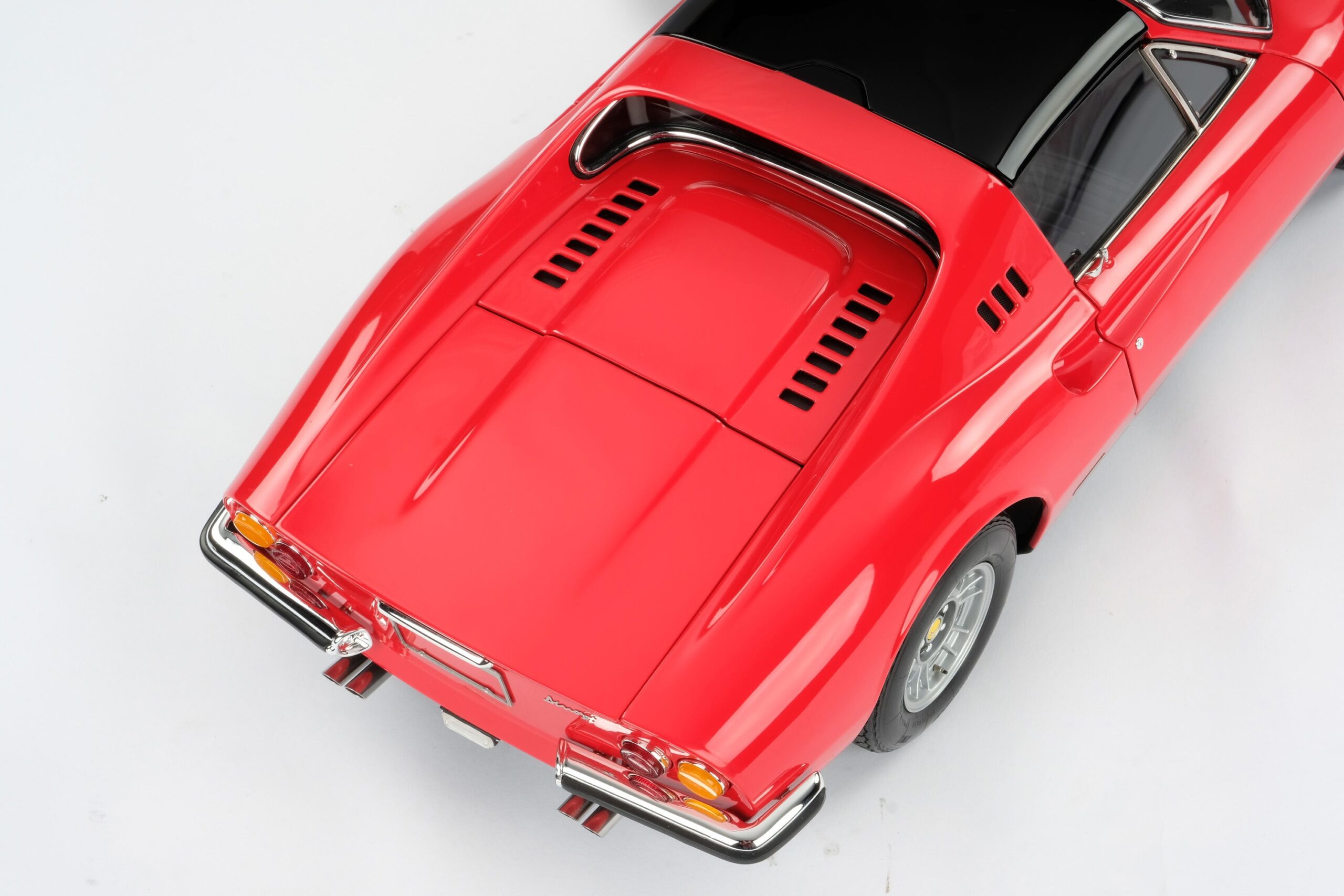 Amalgam Ferrari Dino 246 GTS (1972) - Rot | 1:8 - 画像12