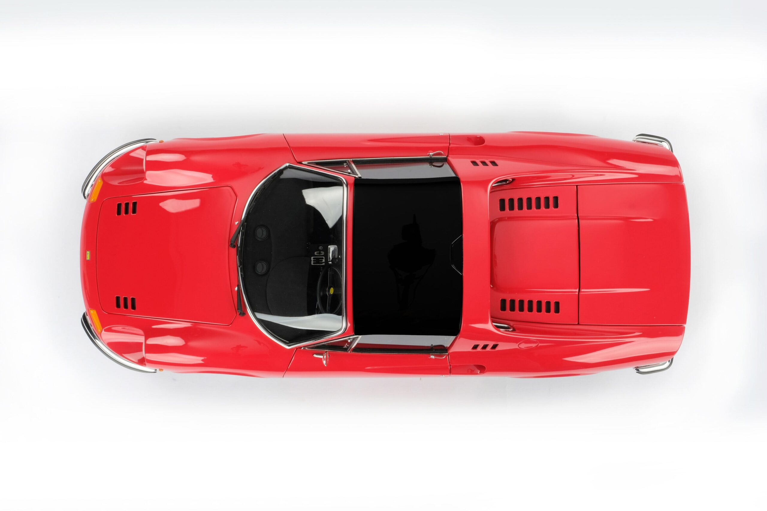 Amalgam Ferrari Dino 246 GTS (1972) - Rot | 1:8 - 画像15