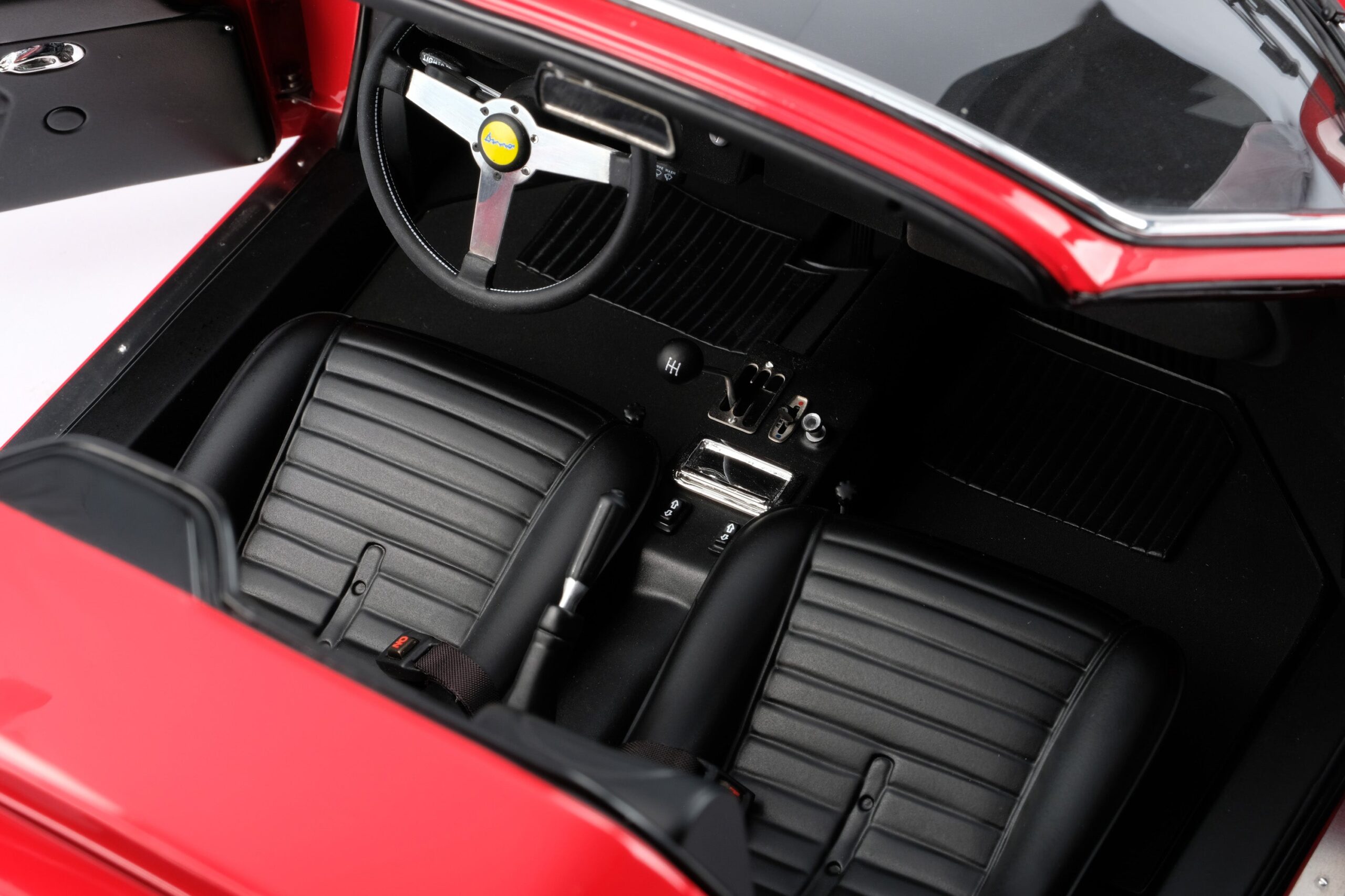 Amalgam Ferrari Dino 246 GTS (1972) - Rot | 1:8 - 画像19