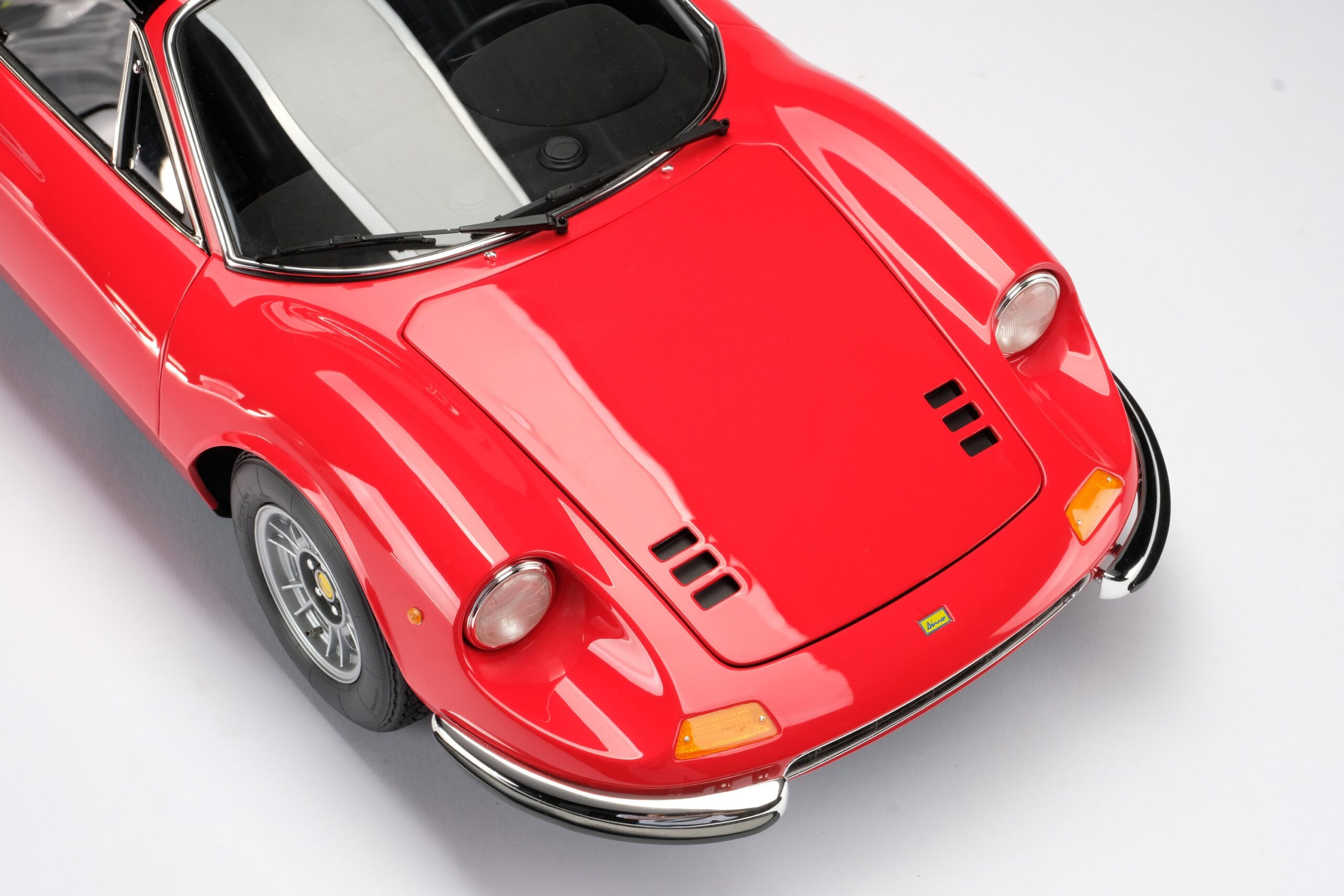 Amalgam Ferrari Dino 246 GTS (1972) - Rot | 1:8 - 画像7