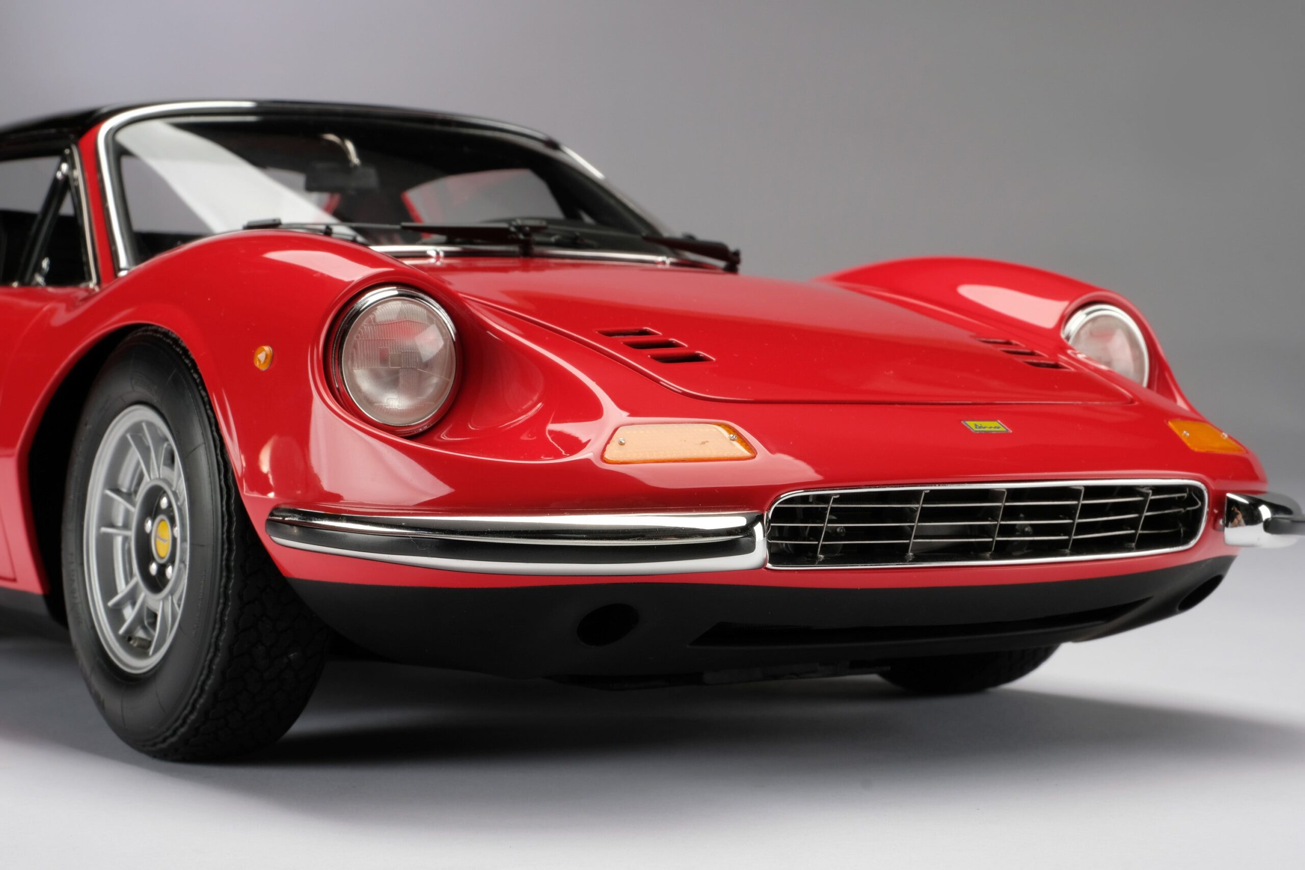 Amalgam Ferrari Dino 246 GTS (1972) - Rot | 1:8 - 画像8