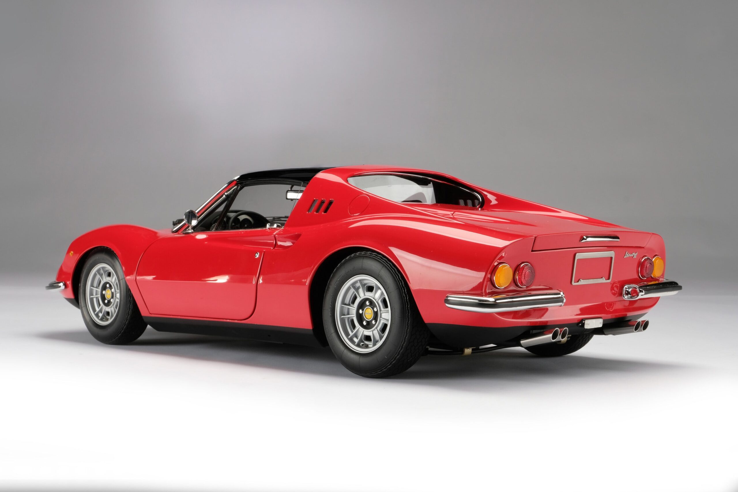 Amalgam Ferrari Dino 246 GTS (1972) - Rot | 1:8 - 画像9