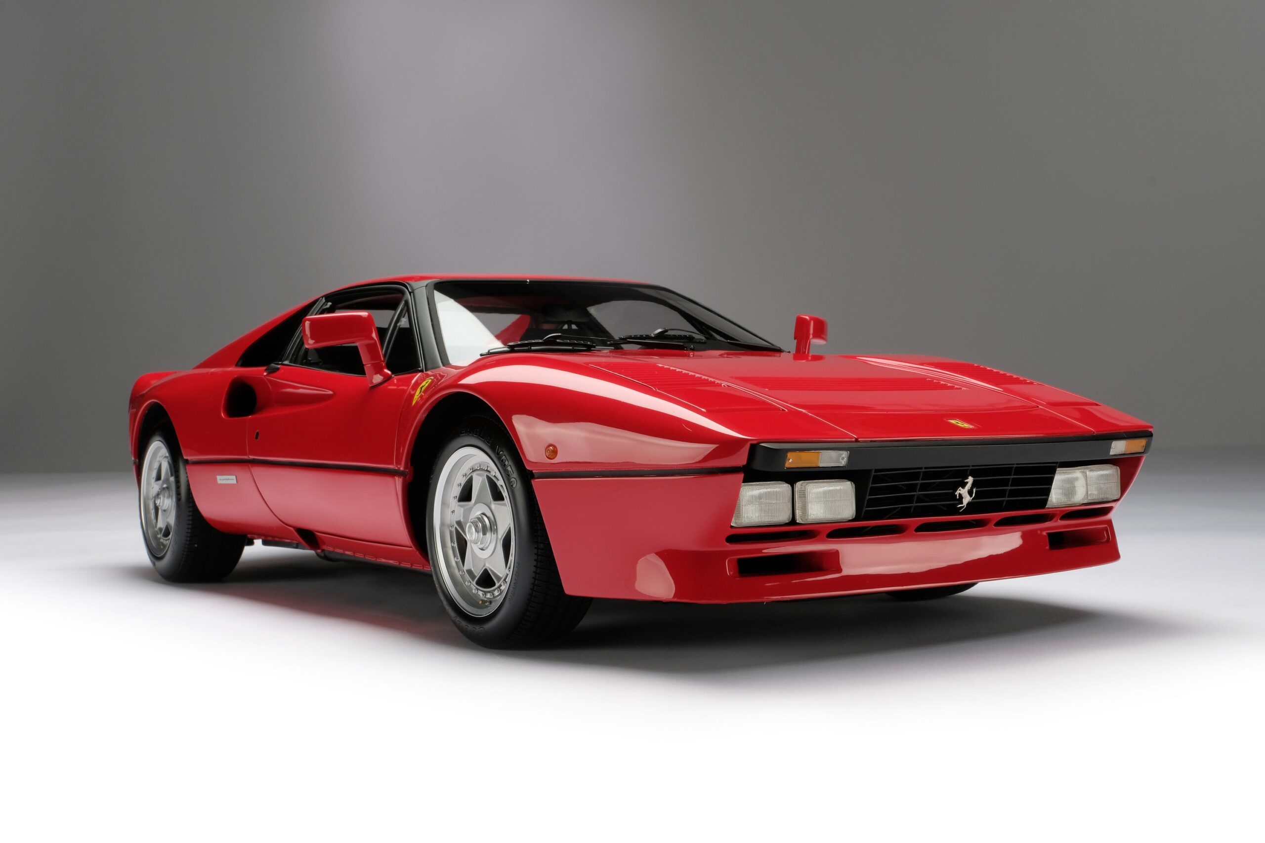アマルガム フェラーリ 288 GTO (1984) - レッド | 1:8