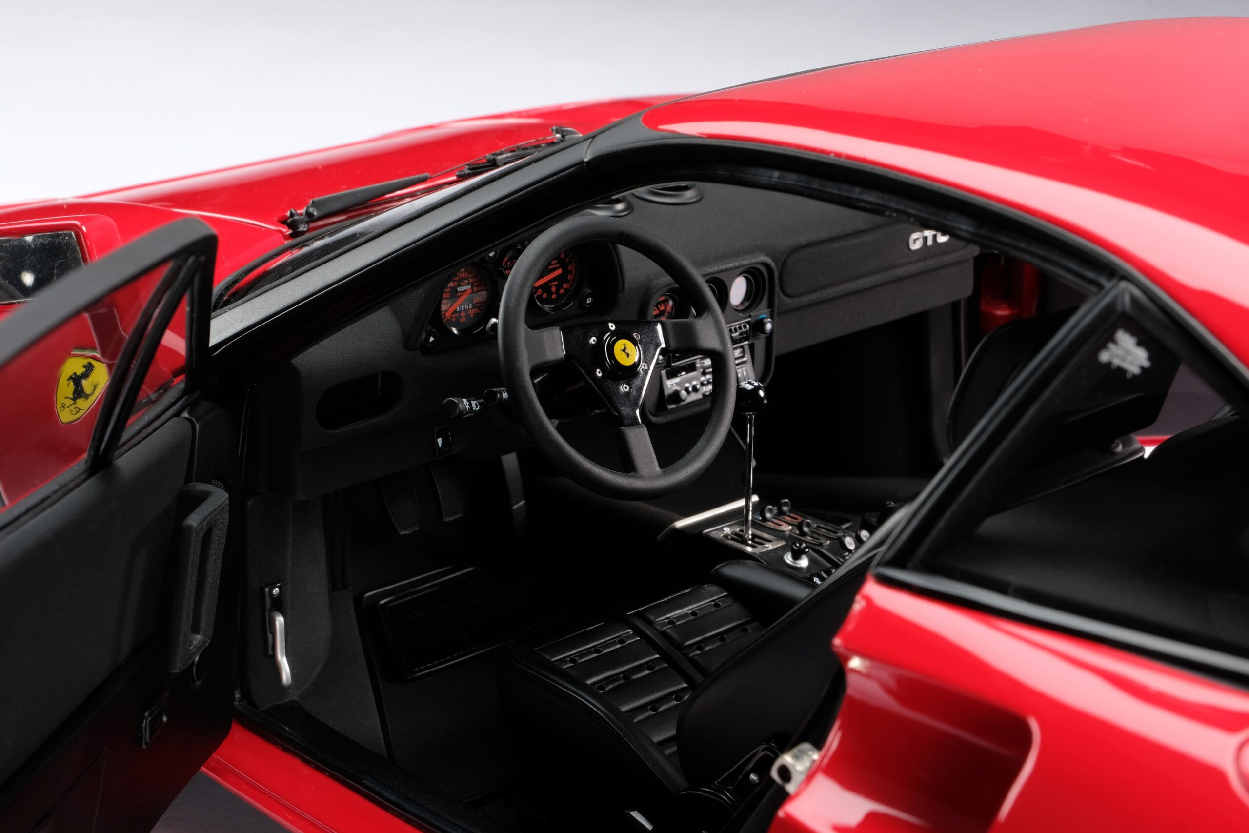 Amalgam Ferrari 288 GTO (1984) - Rot | 1:8 - 画像5