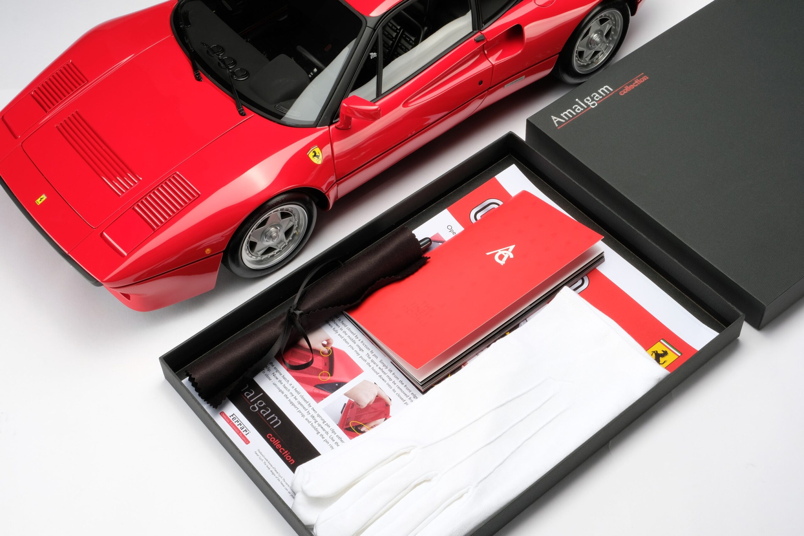 Amalgam Ferrari 288 GTO (1984) - Rot | 1:8 - 画像19