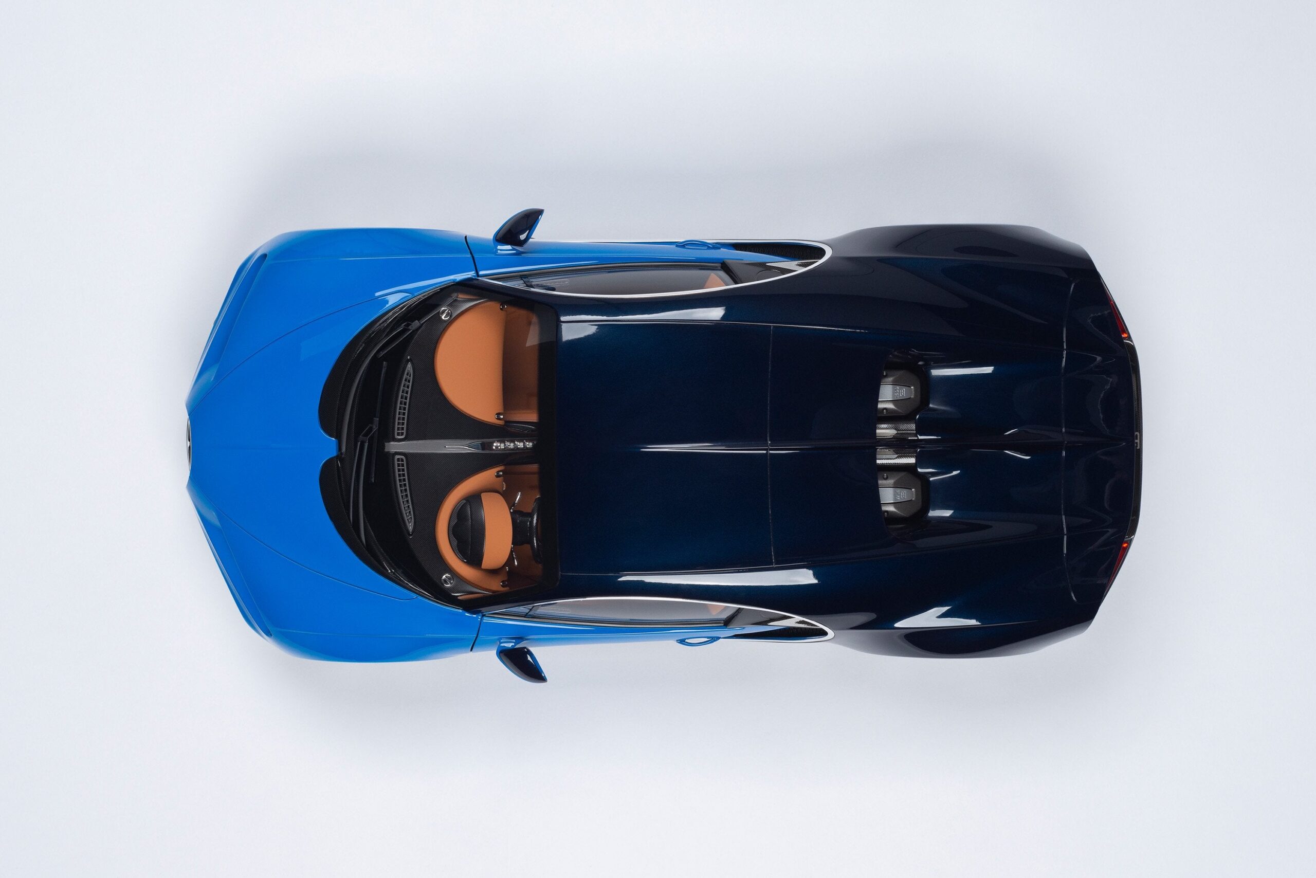Amalgam Bugatti Chiron Genfer Automobilsalon 2016 - Blau | 1:8 - Image 7