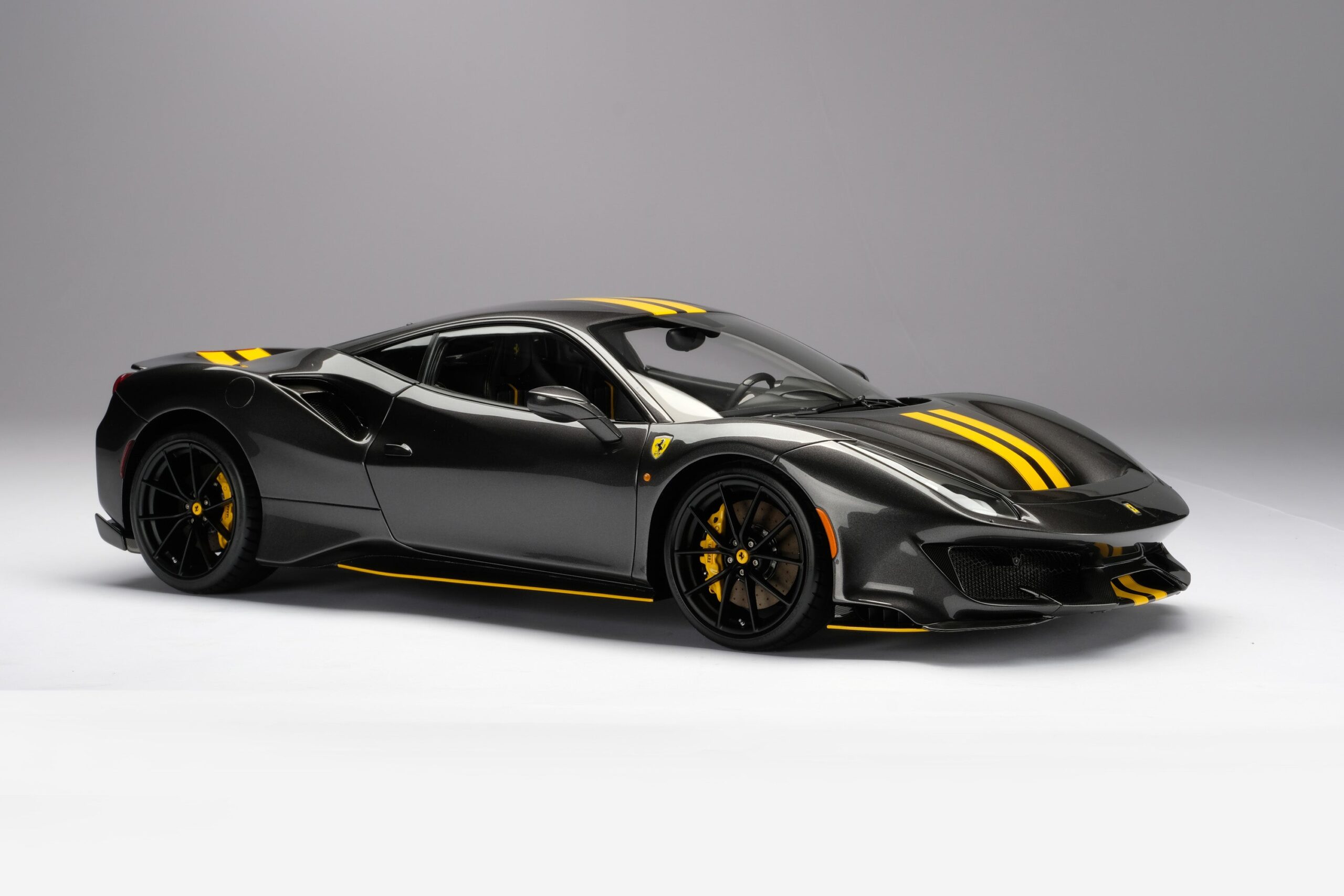 Amalgam Ferrari 488 GTB & Spider Tailor Made | 1:8 - 画像19