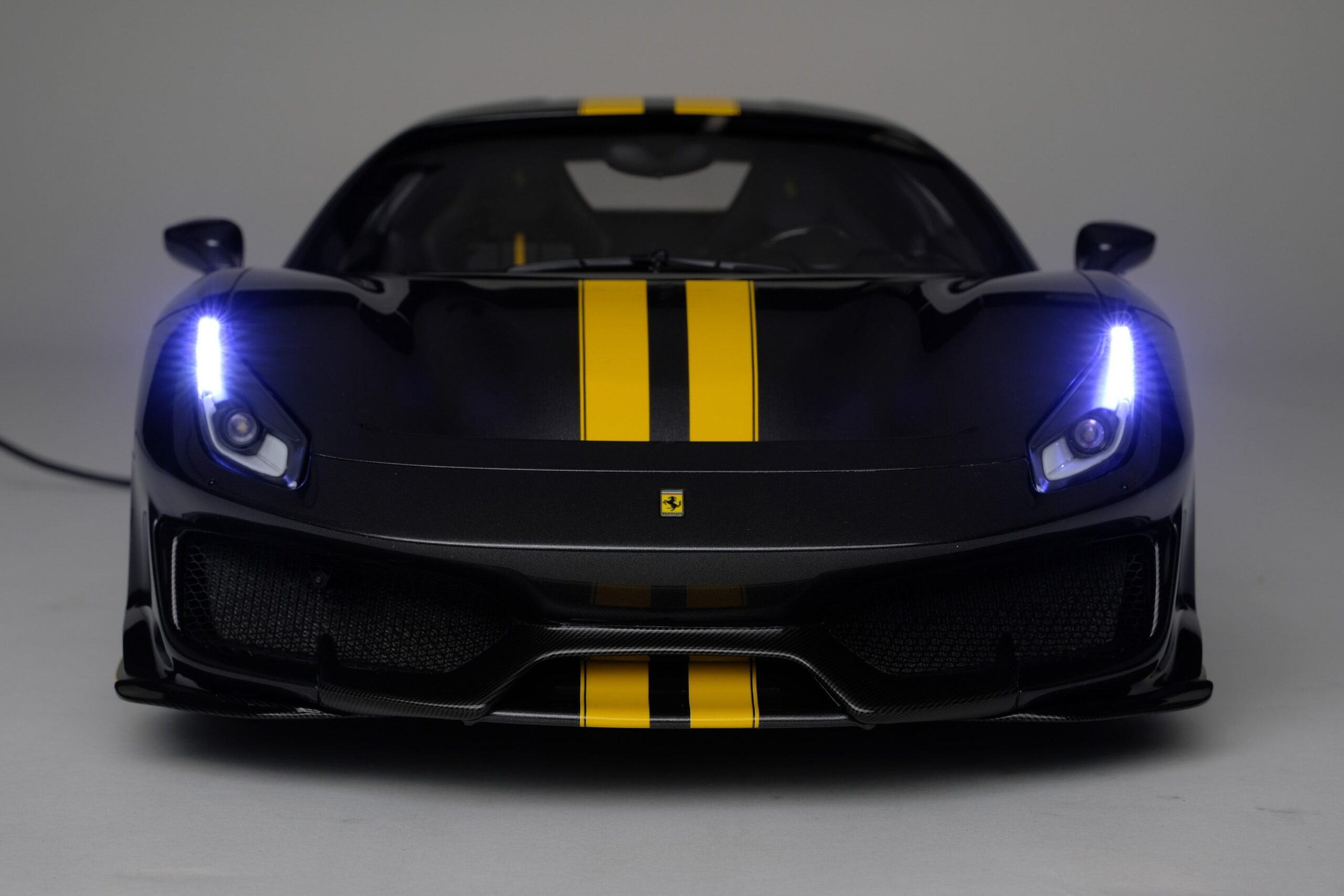 Amalgam Ferrari 488 GTB & Spider Tailor Made | 1:8 - 画像22