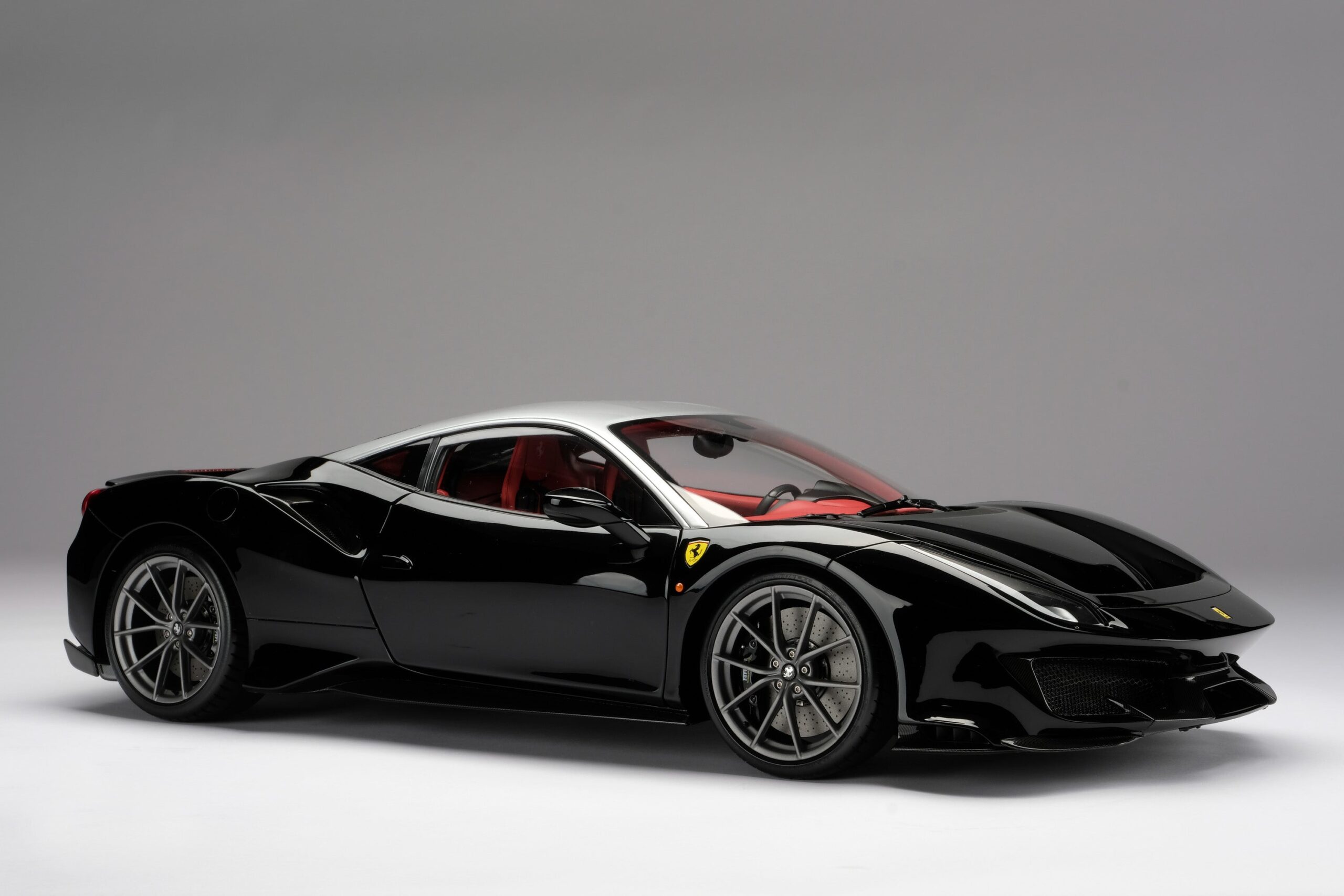 Amalgam Ferrari 488 GTB & Spider Tailor Made | 1:8 - 画像24