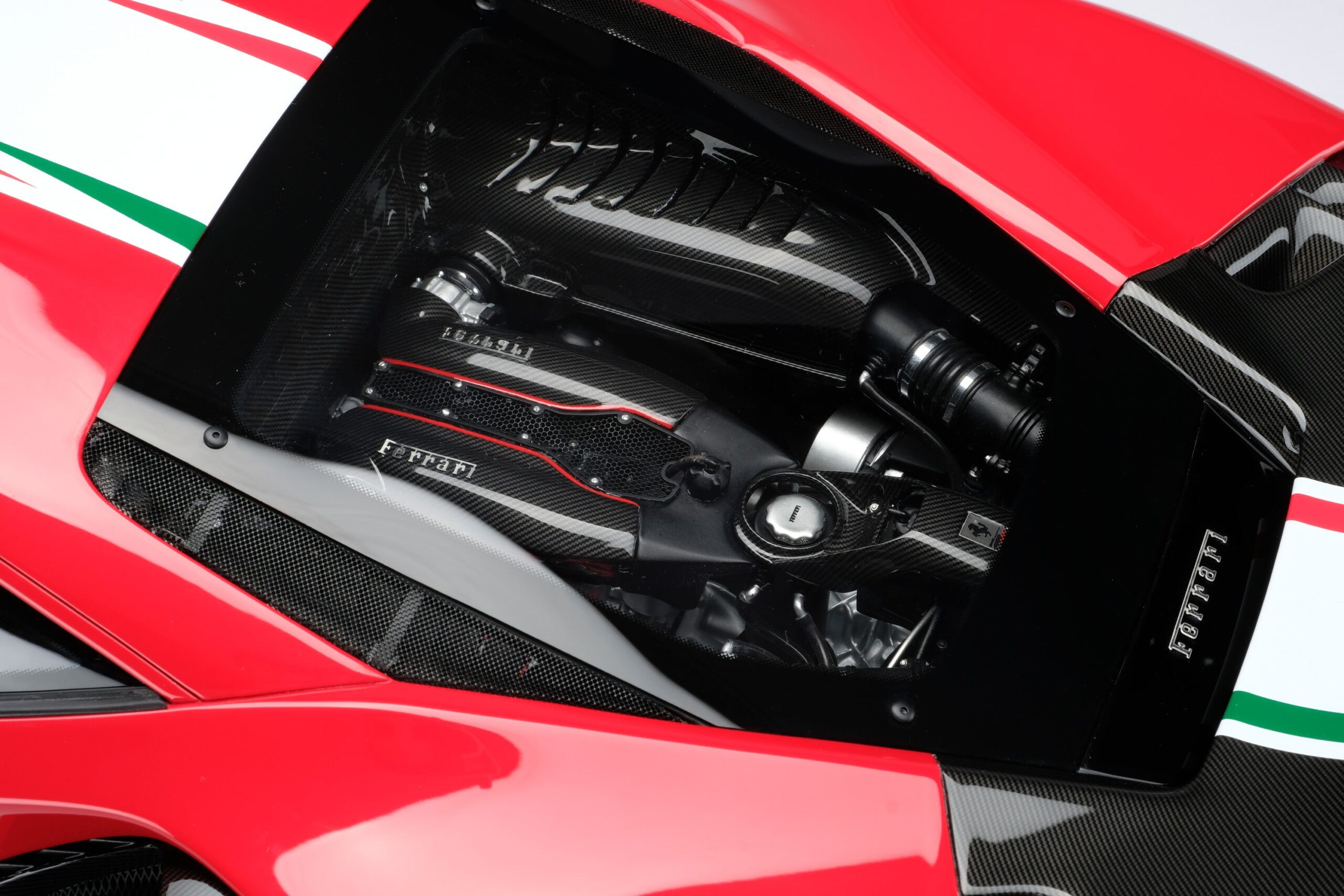 Amalgam Ferrari 488 GTB & Spider Tailor Made | 1:8 - 画像27