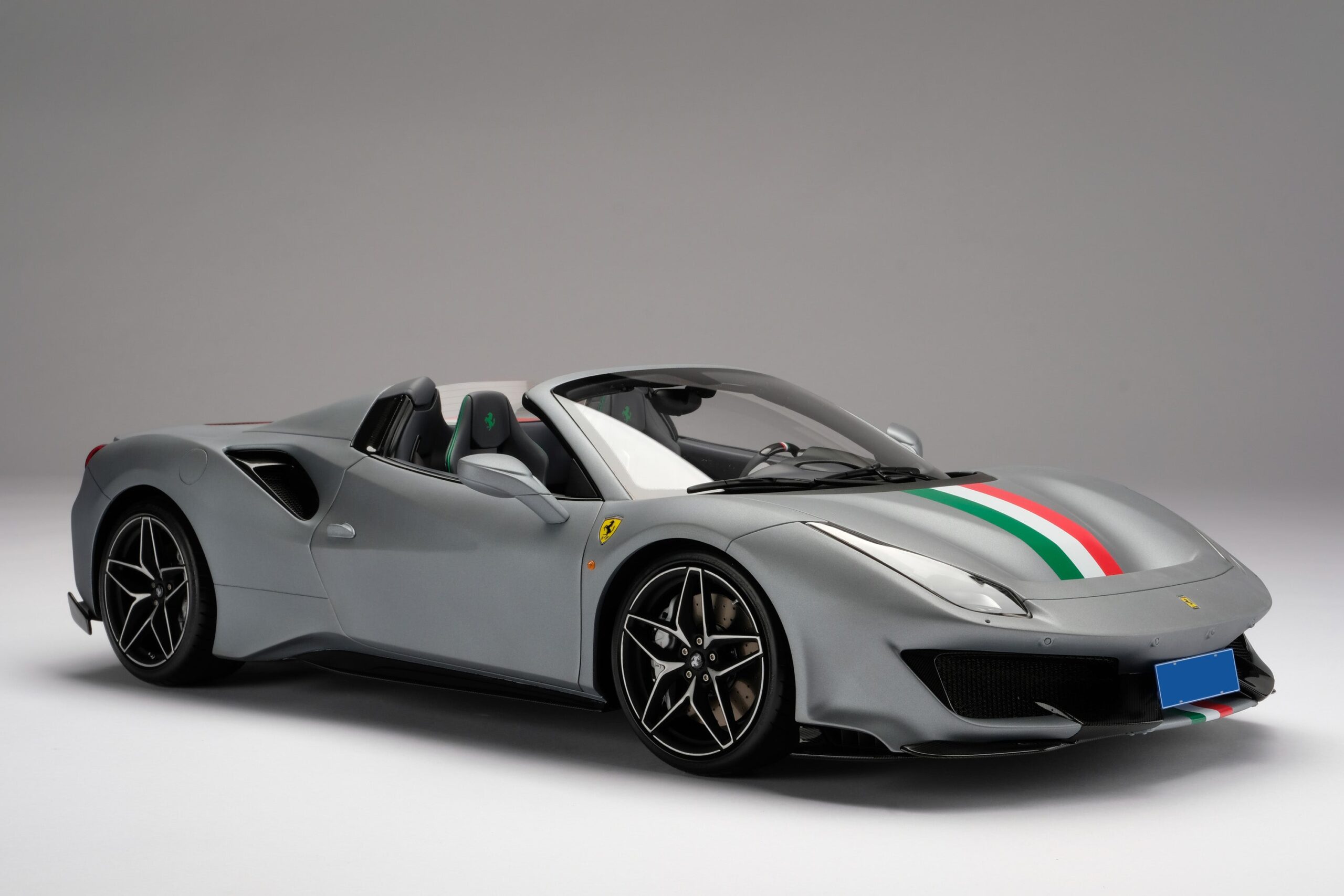 Amalgam Ferrari 488 GTB & Spider Tailor Made | 1:8 - 画像32