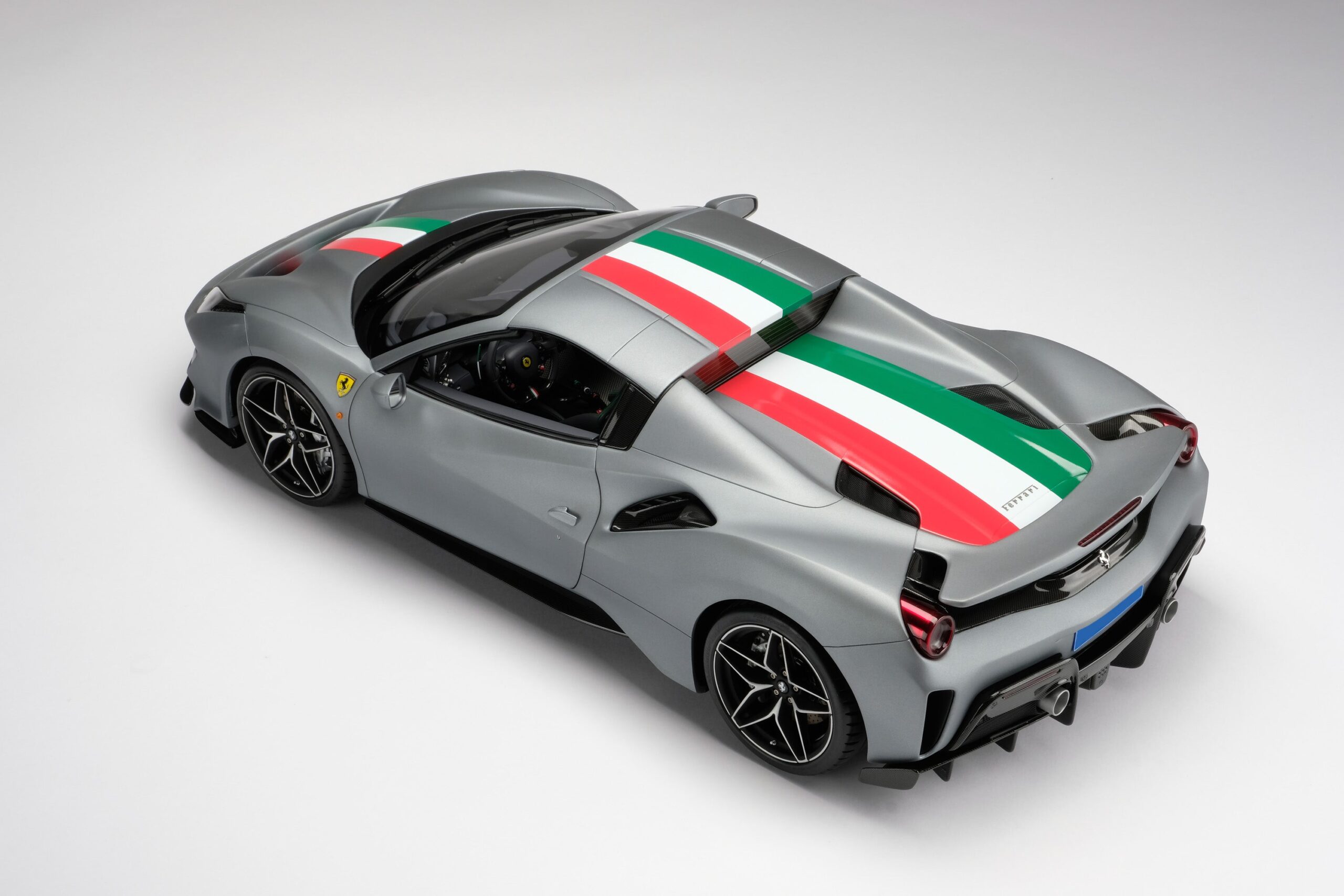 Amalgam Ferrari 488 GTB & Spider Tailor Made | 1:8 - 画像33
