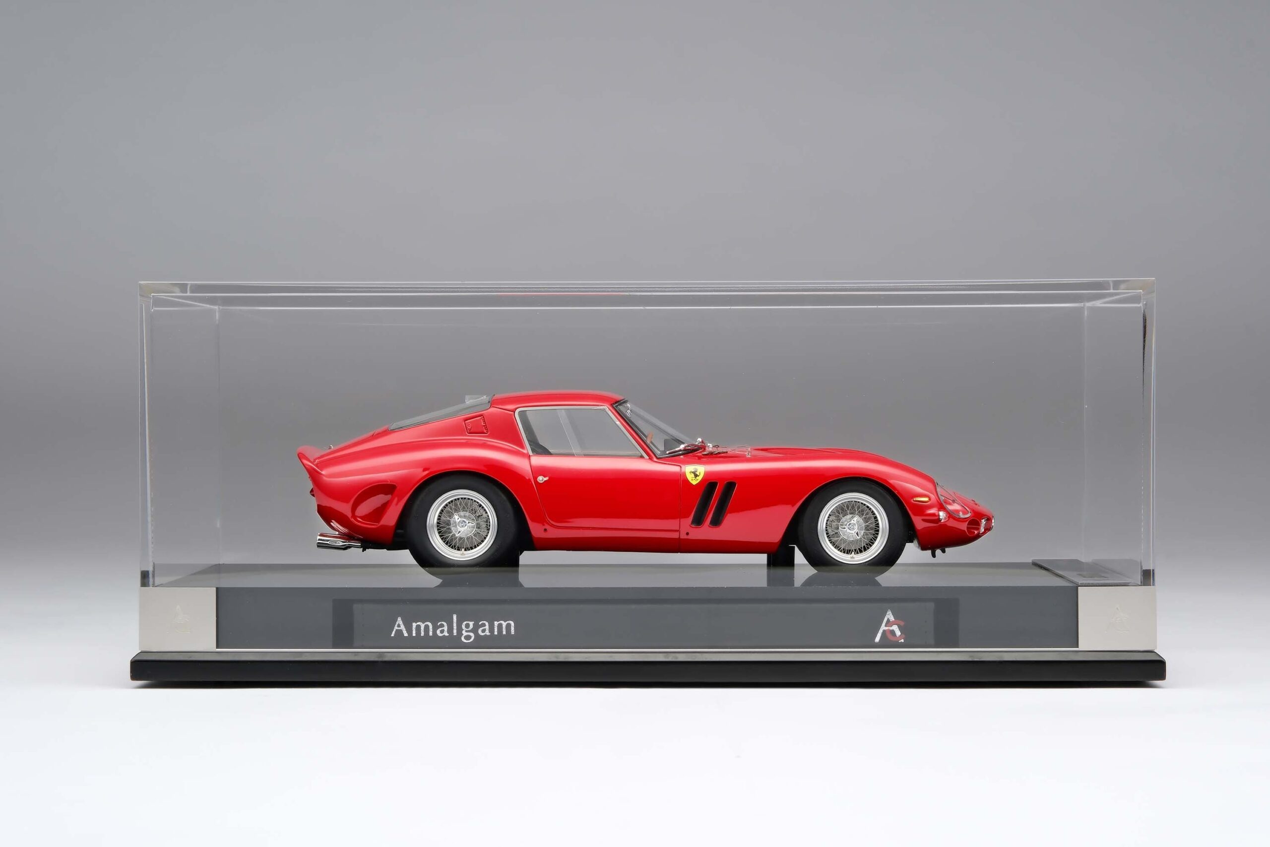 Amalgam Ferrari 250 GTO Road Specification (1962) - Rot | 1:18 - 画像5