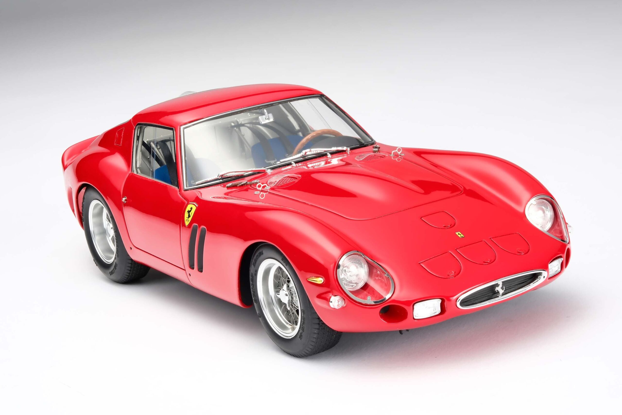 Amalgam Ferrari 250 GTO Road Specification (1962) - Rot | 1:18 - 画像17