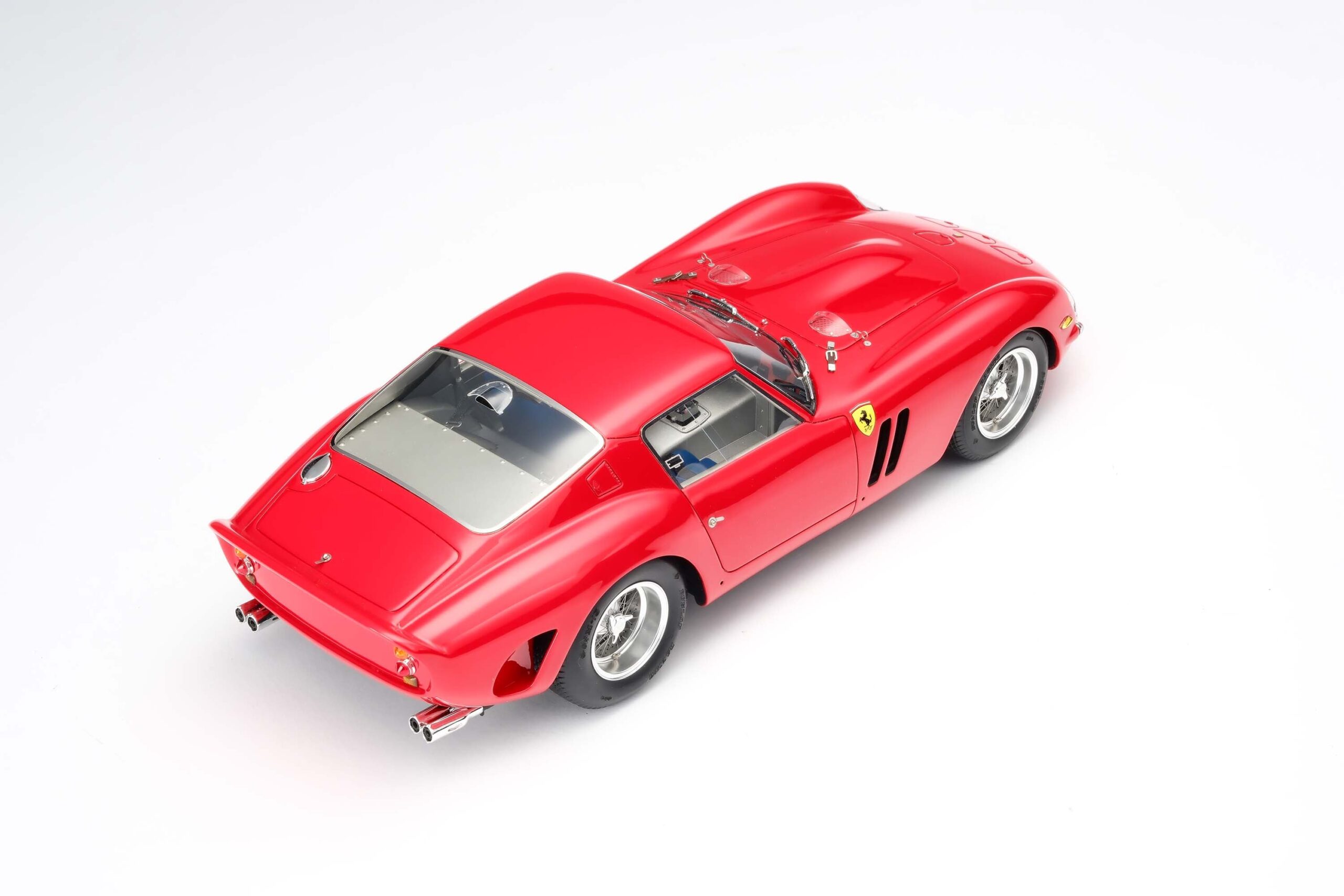 Amalgam Ferrari 250 GTO Road Specification (1962) - Rot | 1:18 - 画像27
