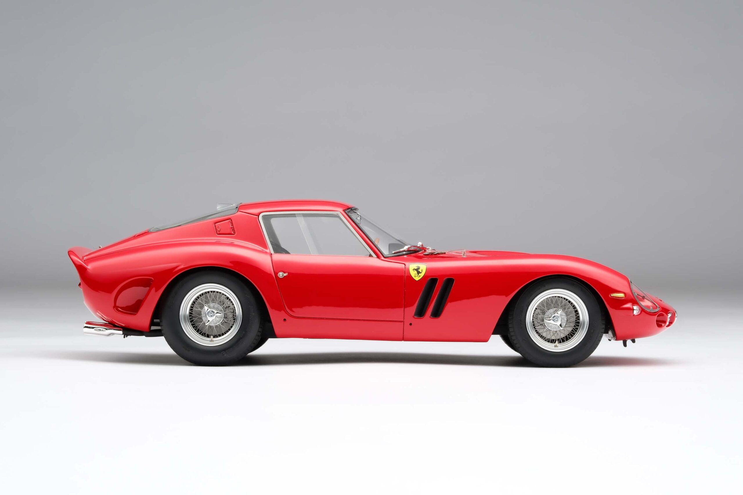 Amalgam Ferrari 250 GTO Road Specification (1962) - Rot | 1:18 - 画像32