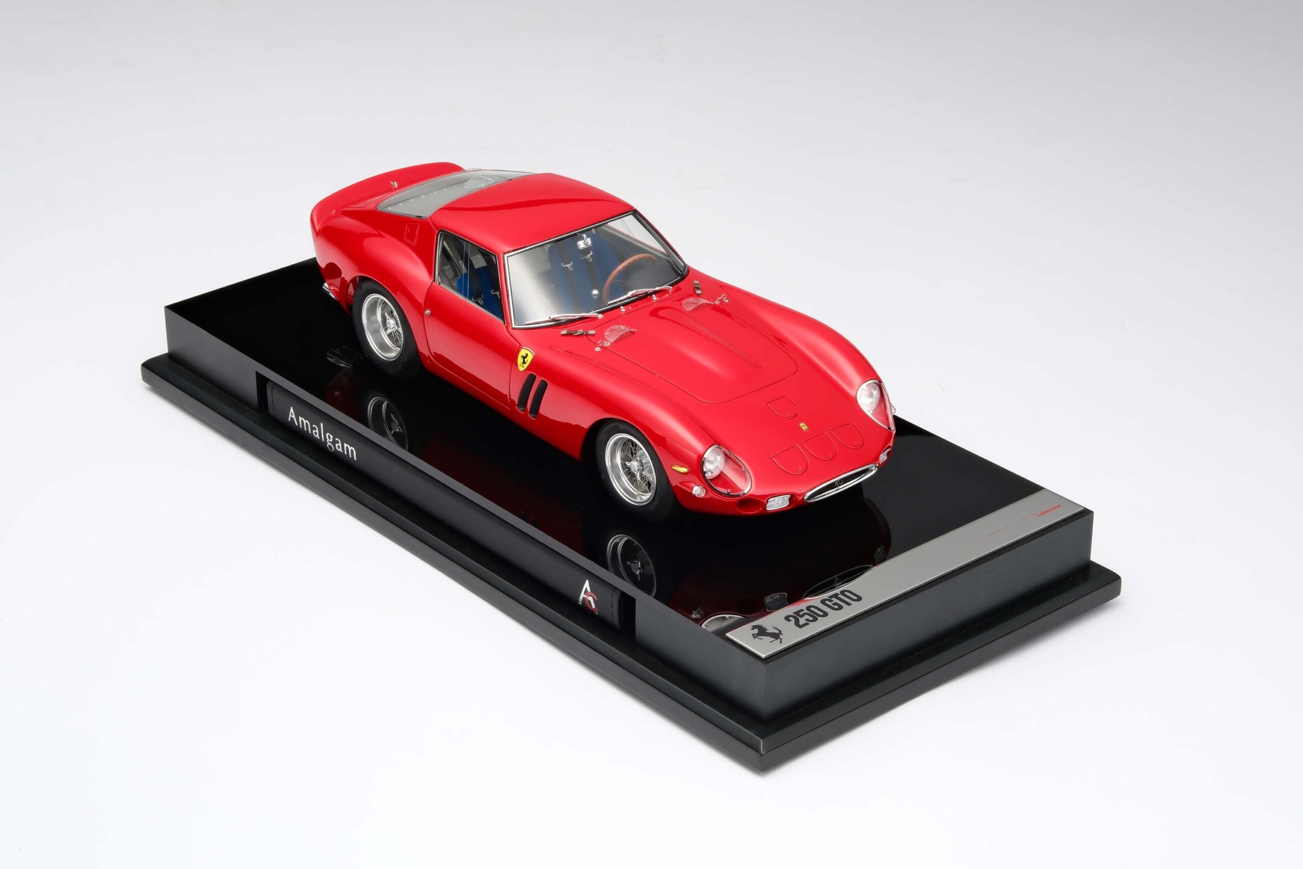 Amalgam Ferrari 250 GTO Road Specification (1962) - Rot | 1:18 - 画像7