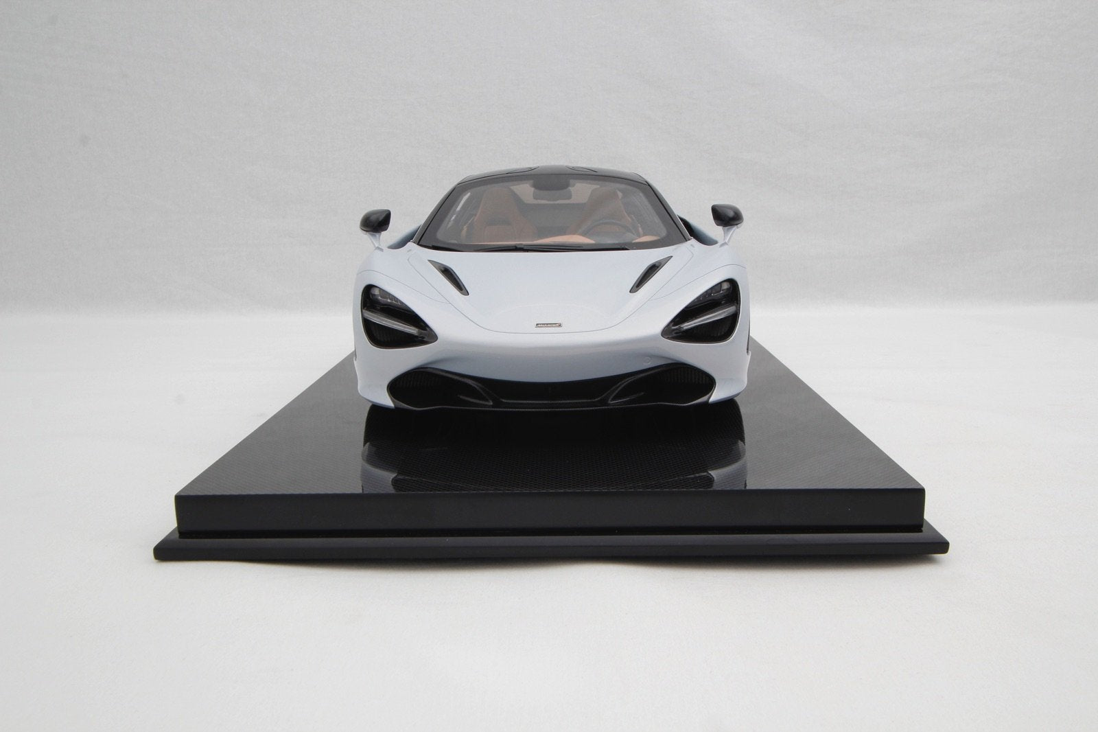 Amalgam McLaren 720S (2017) - Orange | 1:8 - Image 6