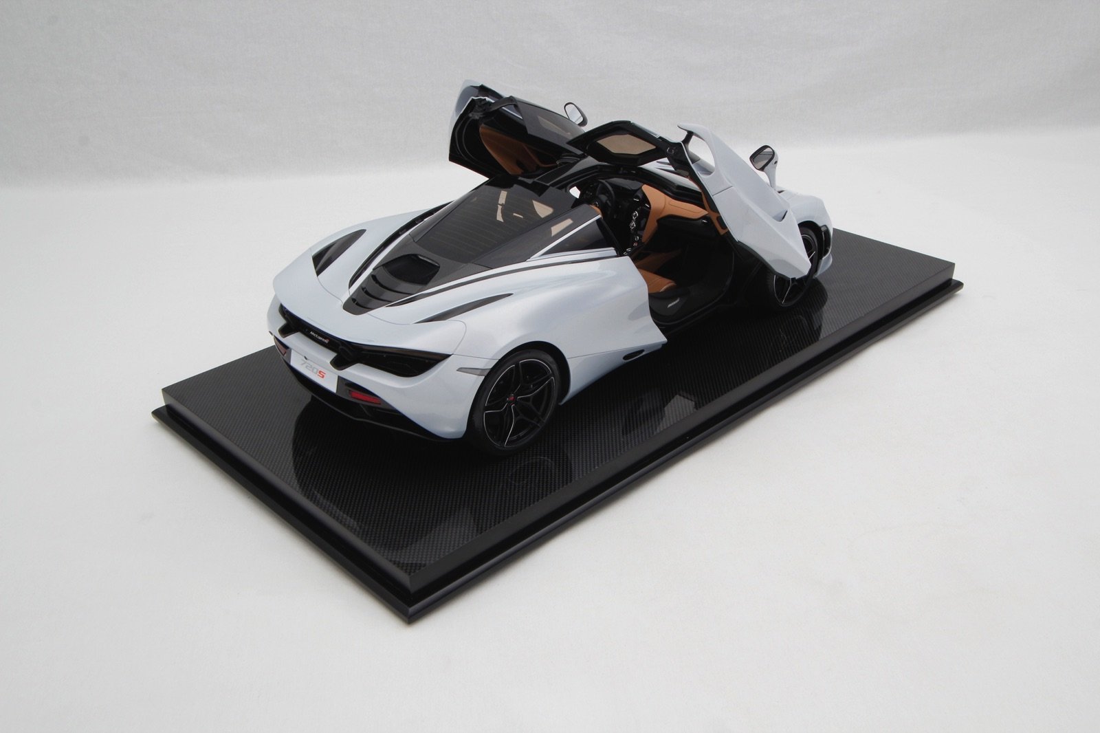 Amalgam McLaren 720S (2017) - Orange | 1:8 - Image 11