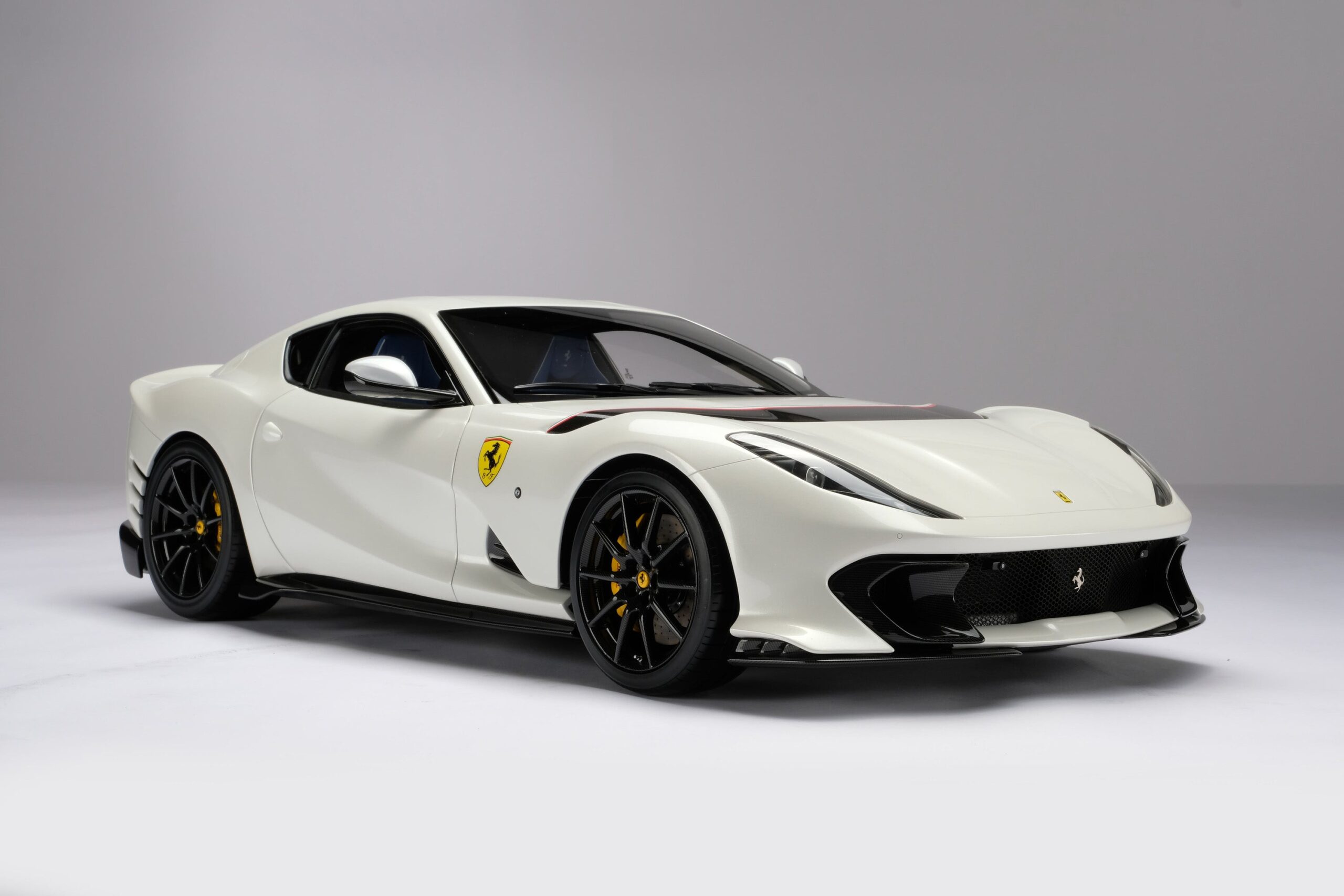 Amalgam Ferrari 812 Competizione & Competizione A Tailor Made | 1:8 - 画像15