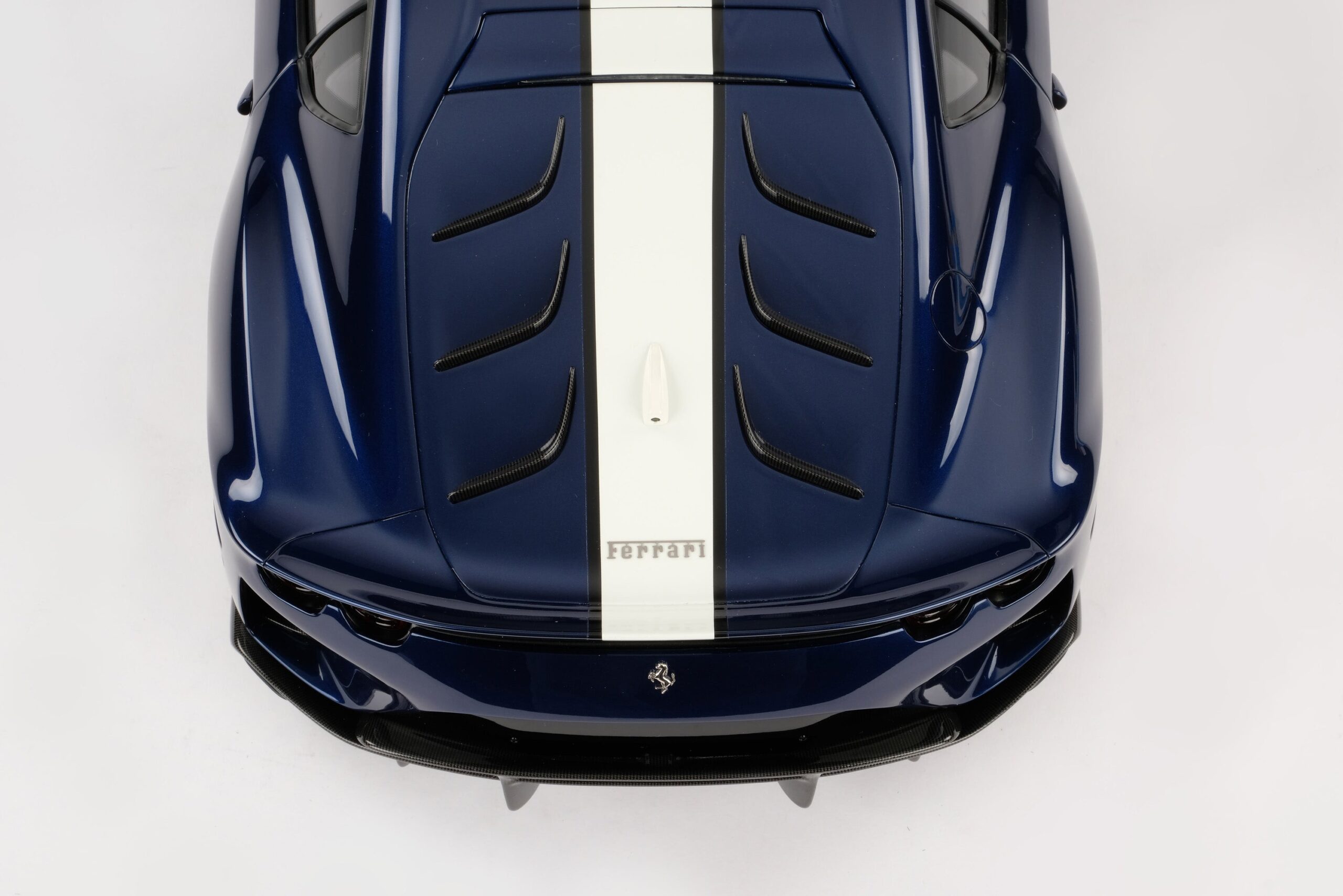 Amalgam Ferrari 812 Competizione & Competizione A Tailor Made | 1:8 - 画像18