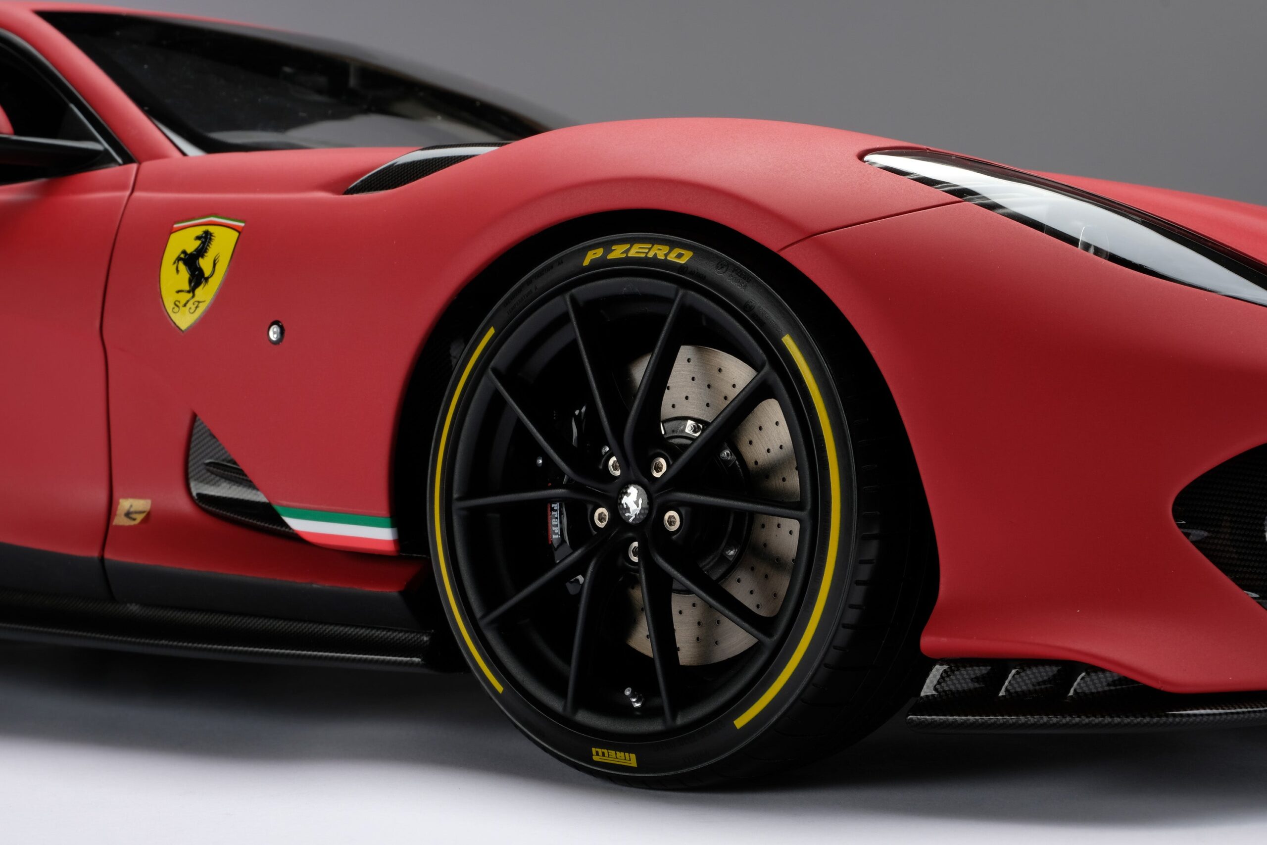 Amalgam Ferrari 812 Competizione & Competizione A Tailor Made | 1:8 - 画像30