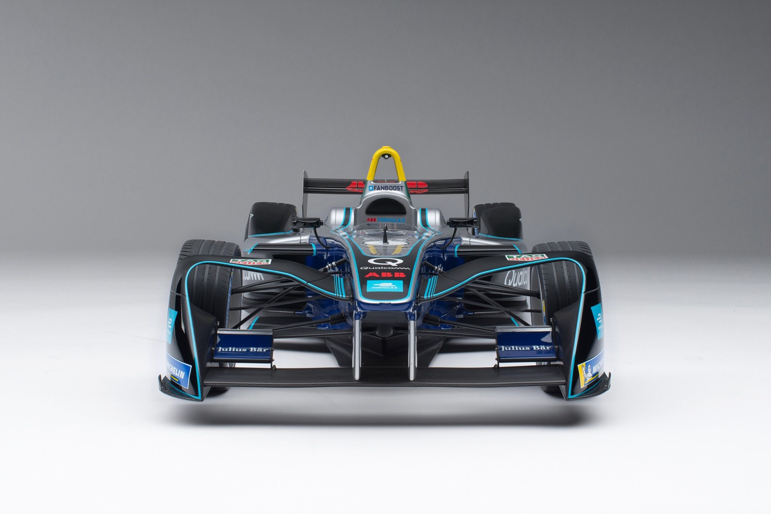 Amalgam Spark-Renault SRT_01E Gen1 Season 4 Show Car (2017) - Silber | 1:8 - Image 5