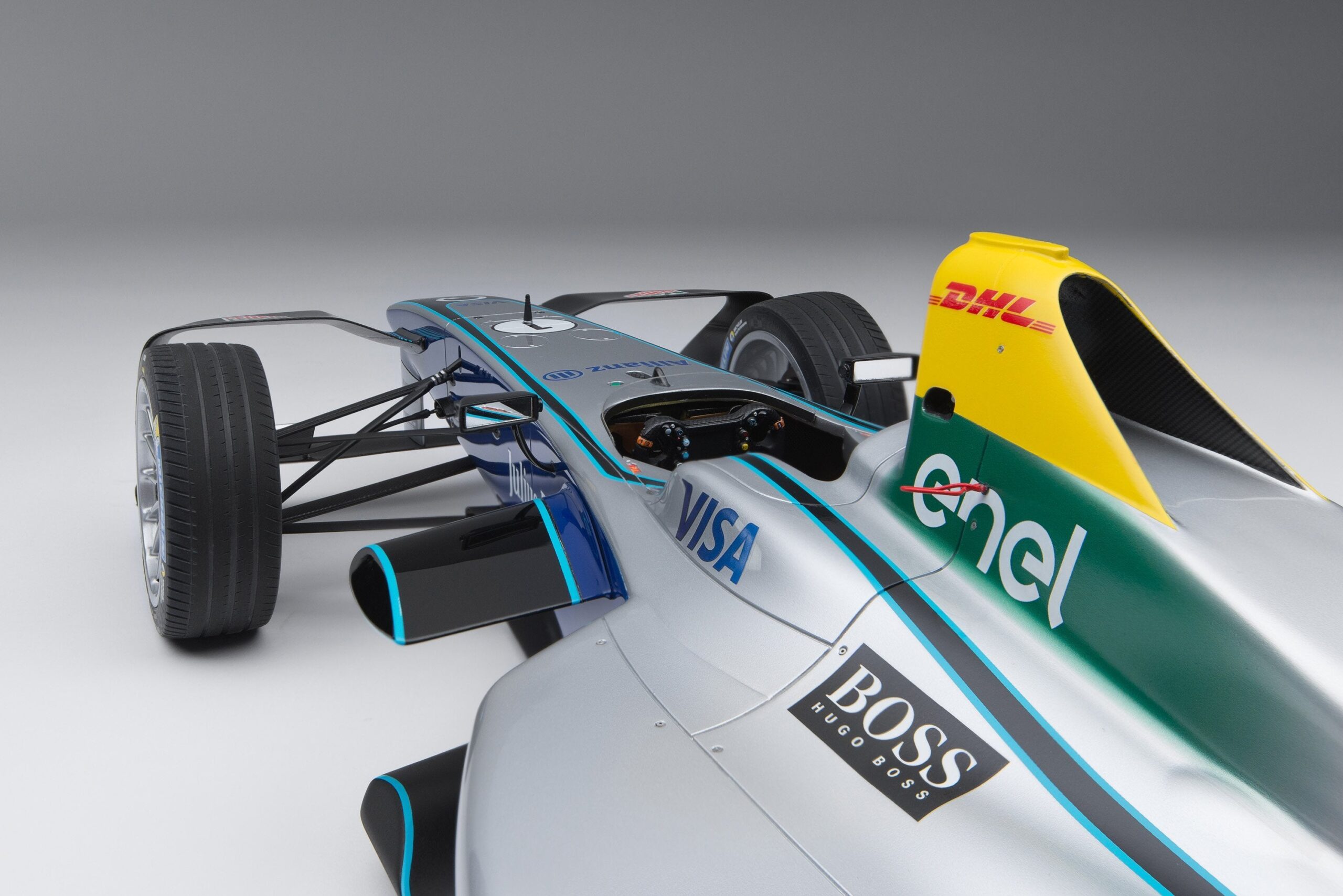 Amalgam Spark-Renault SRT_01E Gen1 Season 4 Show Car (2017) - Silber | 1:8 - Image 7