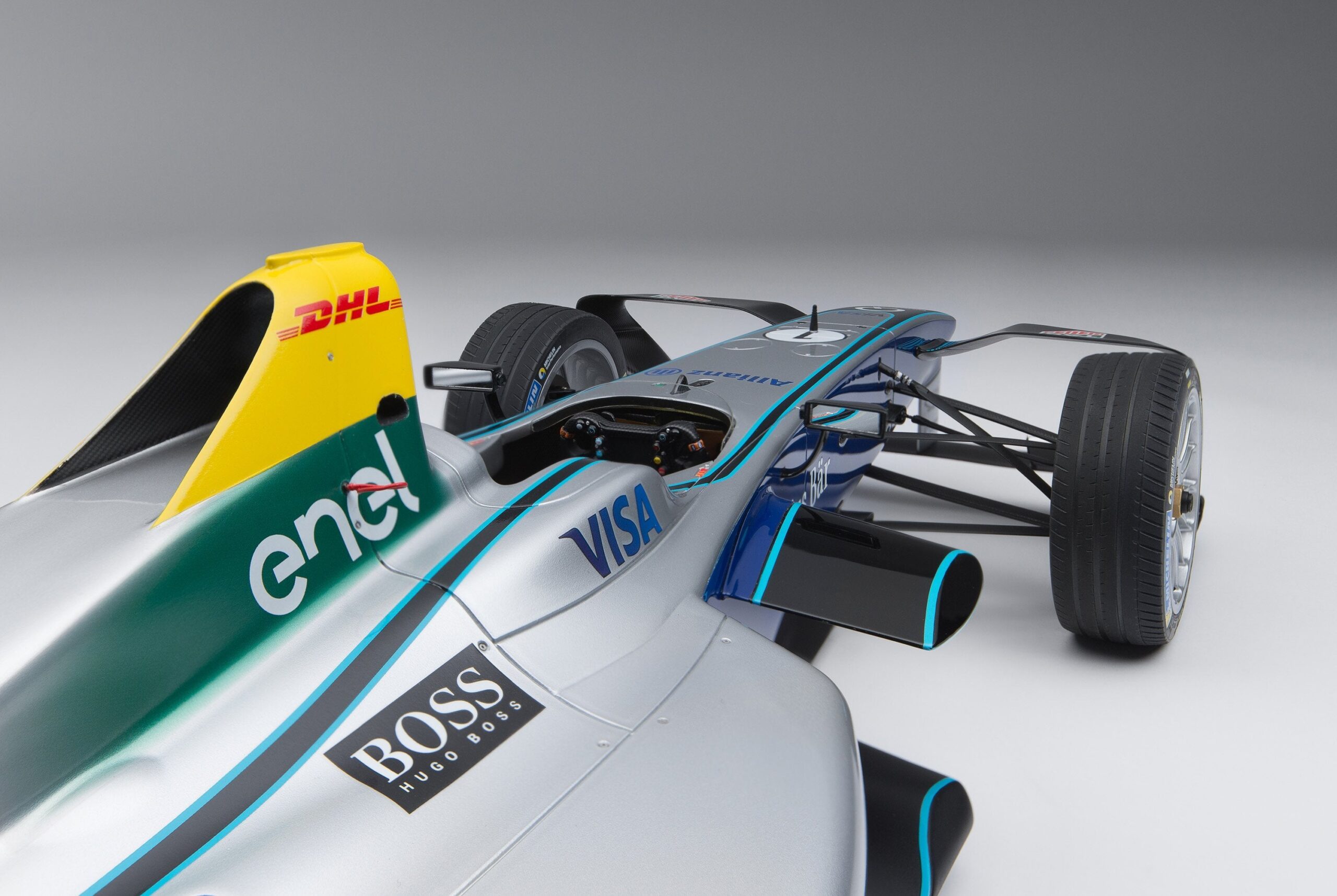 Amalgam Spark-Renault SRT_01E Gen1 Season 4 Show Car (2017) - Silber | 1:8 - Image 10