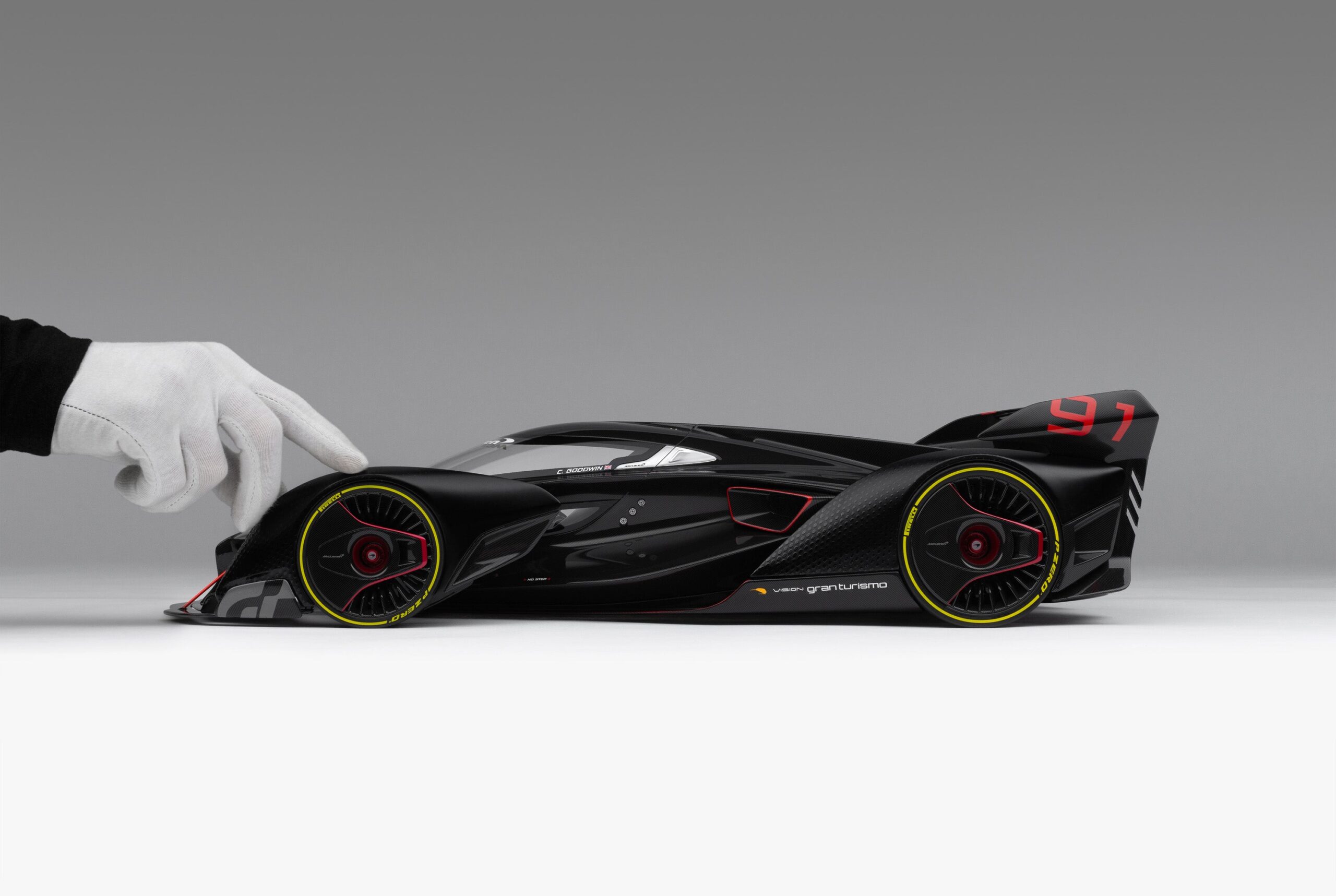 Amalgam McLaren Ultimate Vision Gran Turismo (2017) Signed Edition - Mehrfarbig | 1:8 - Image 3