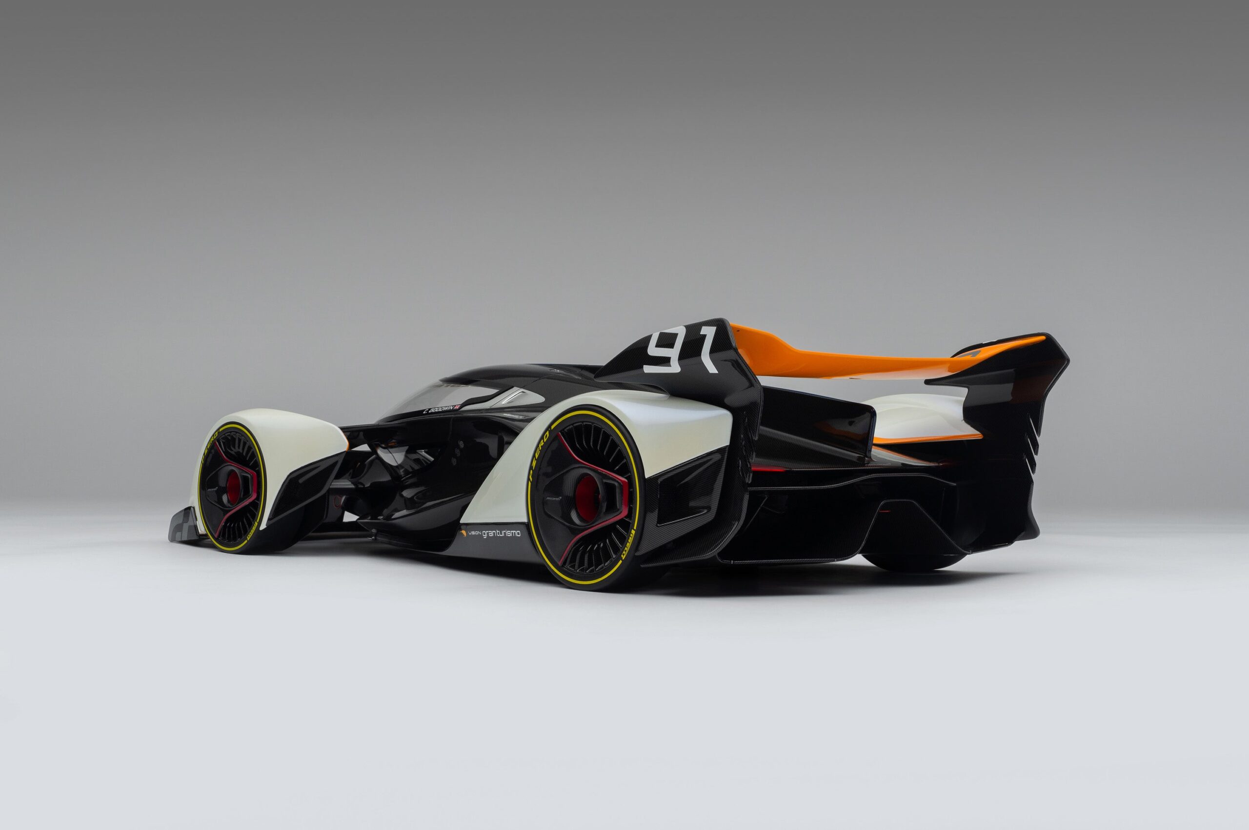 Amalgam McLaren Ultimate Vision Gran Turismo (2017) Signed Edition - Mehrfarbig | 1:8 - Image 14