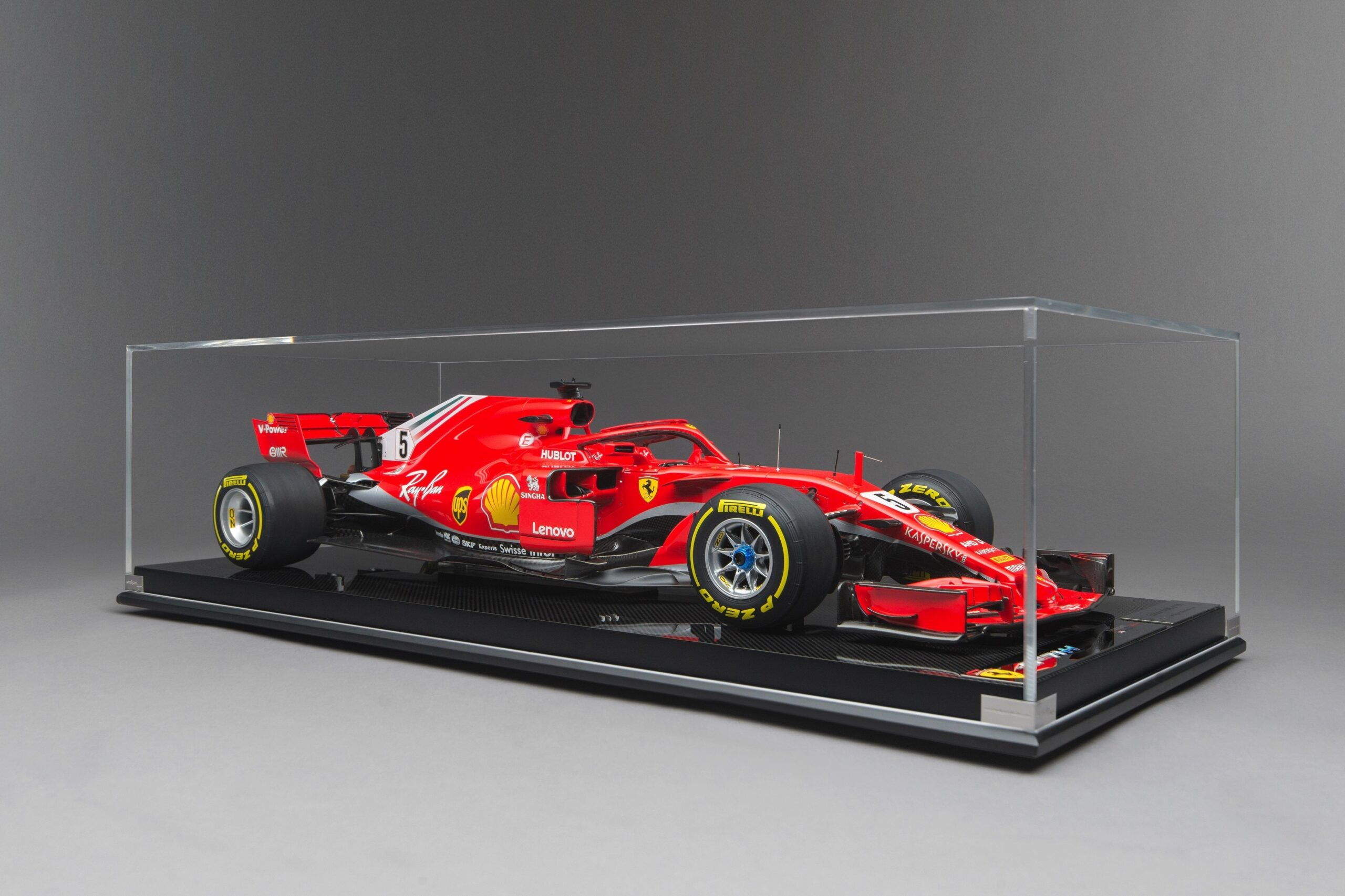 Amalgam Ferrari SF71H 2018 Australian Grand Prix - Rot | 1:8 - Image 12