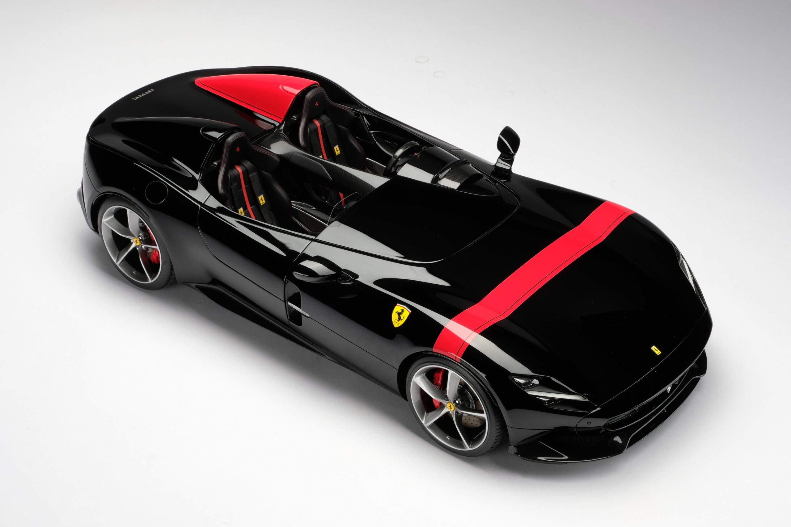 Amalgam Ferrari Monza SP1 & SP2 Tailor Made | 1:8 - 画像11