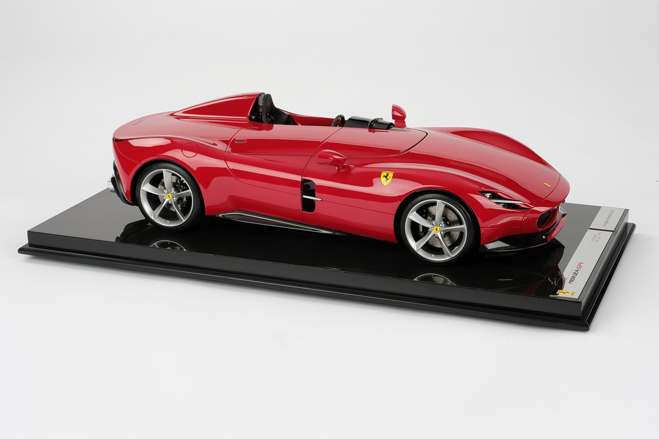 Amalgam Ferrari Monza SP1 & SP2 Tailor Made | 1:8 - 画像17