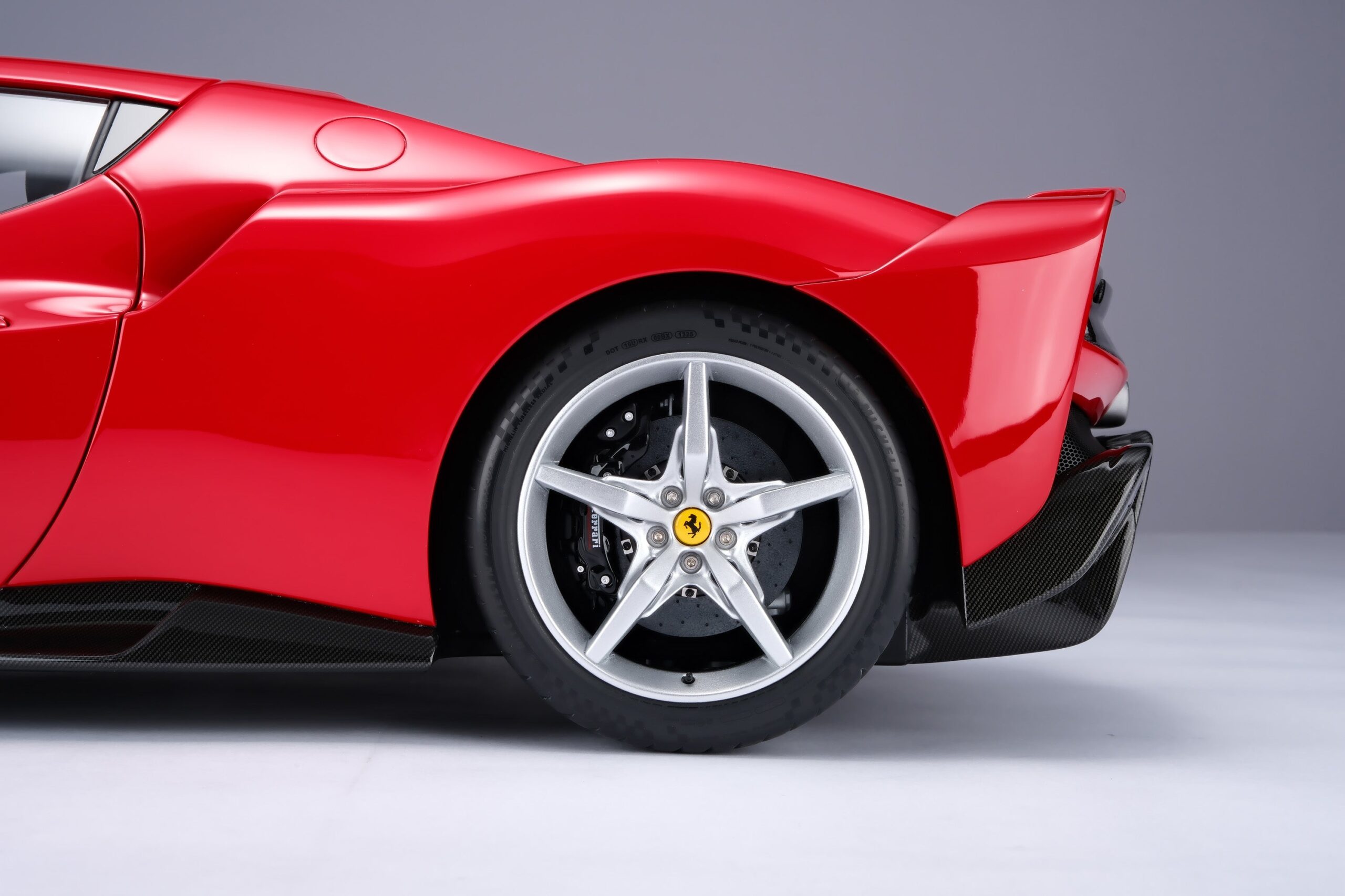 Amalgam Ferrari 296 Speciale (2025) - Rot | 1:8 - 画像10