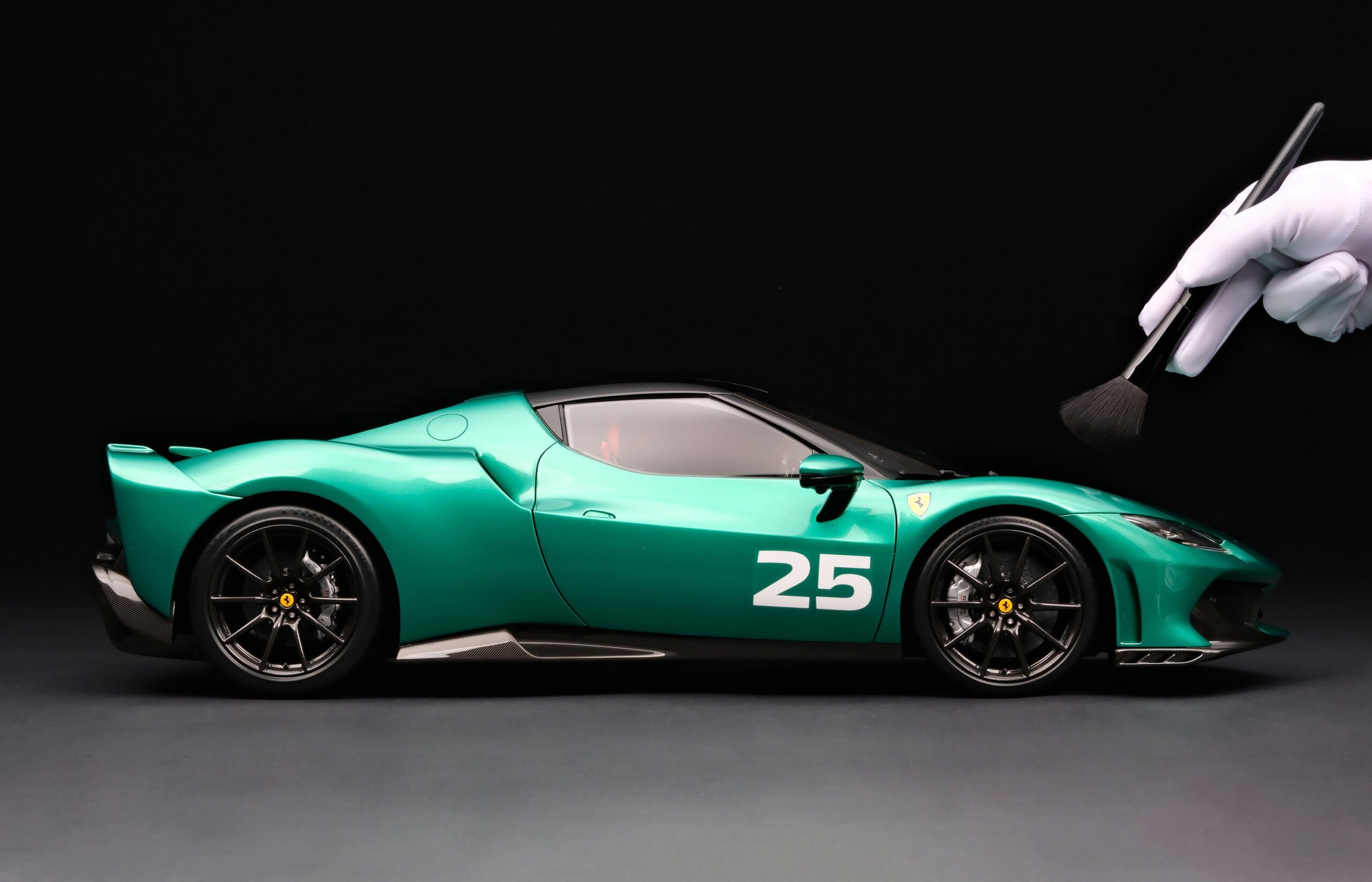 Amalgam Ferrari 296 Speciale (2025) - Grün | 1:8 - 画像3