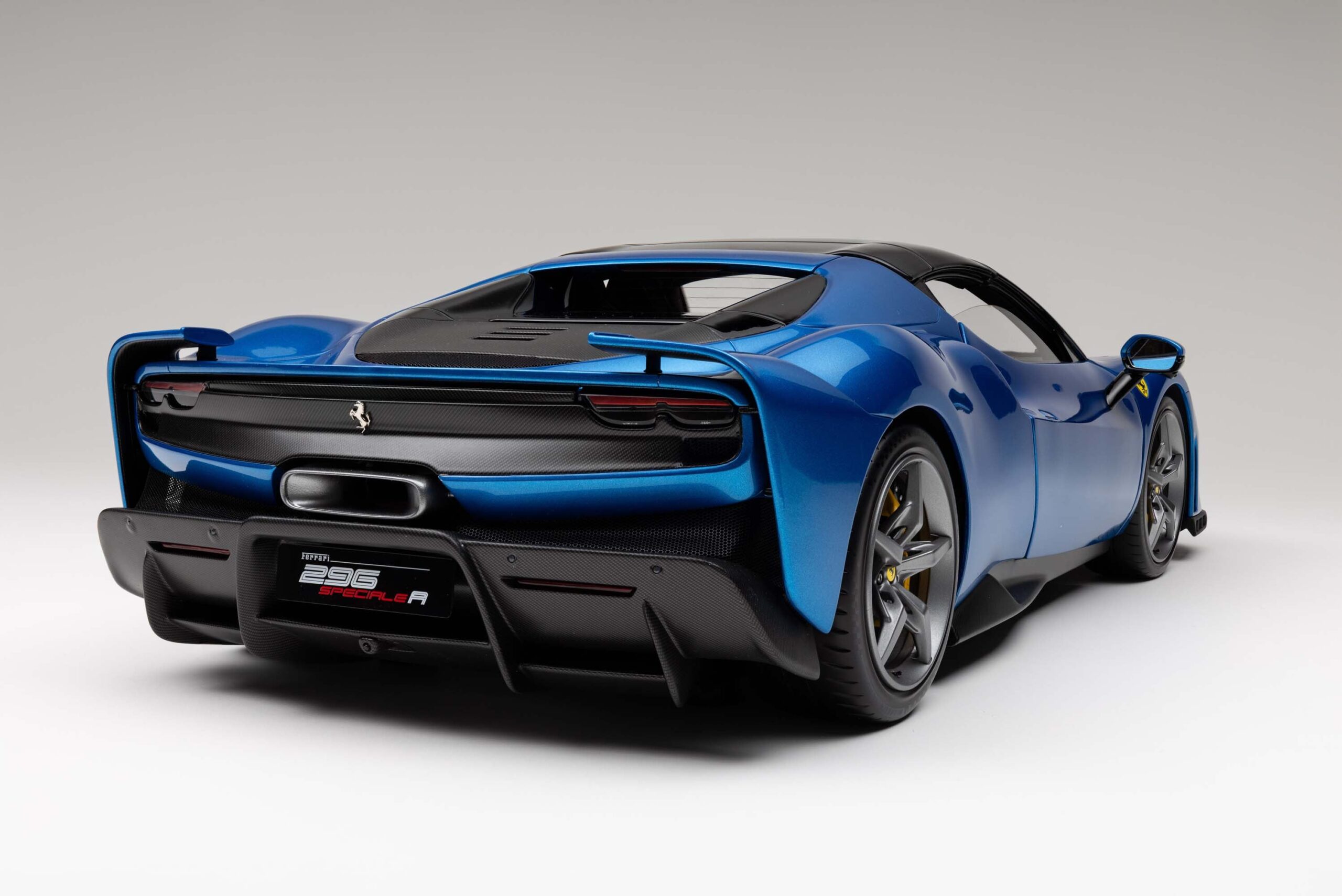 Amalgam Ferrari 296 Speciale A (2025) - Blau | 1:8 - 画像17