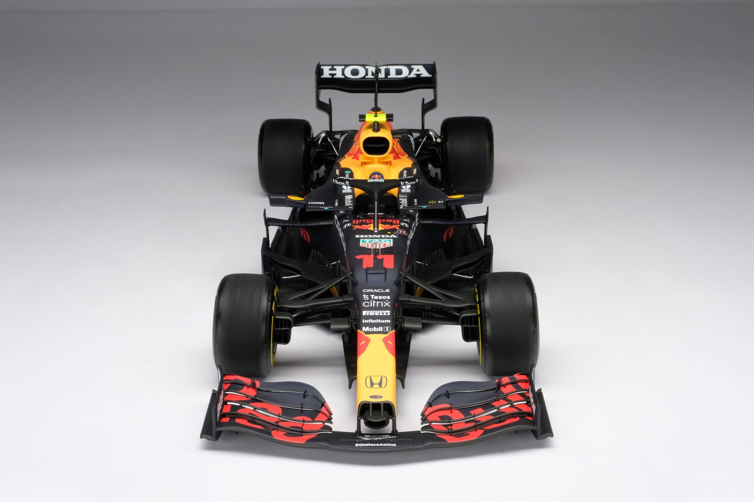 Amalgam Red Bull Racing Honda RB16B 2021 Baku Grand Prix Sergio Pérez | 1:8 - Imagen 20