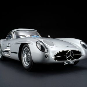 Amalgam Mercedes-Benz 300 SLR Uhlenhaut Coupé Chassis 00007/55 "The Blue" - Silbergrau Metallic | 1:8