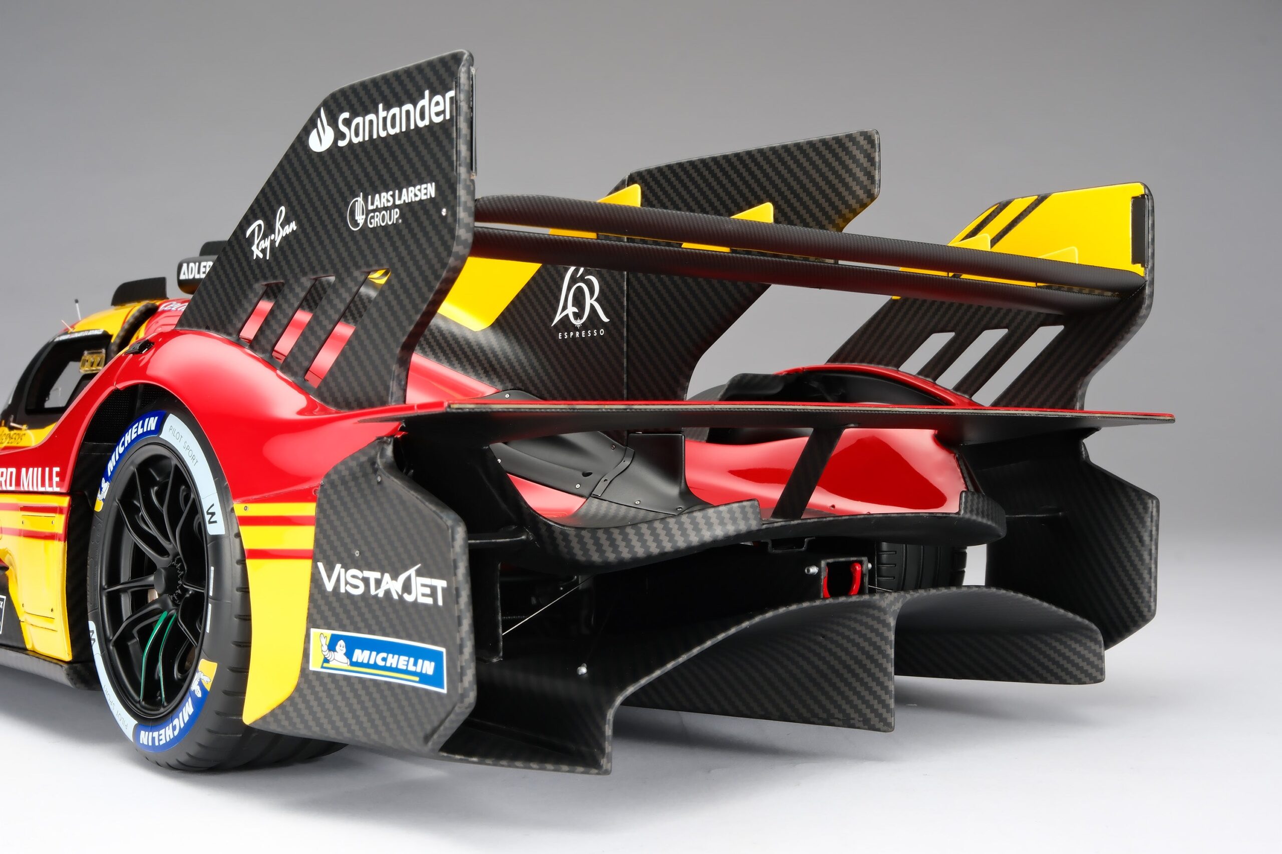 Amalgam Ferrari 499P 2024 Le Mans - Rot | 1:8 - 画像38