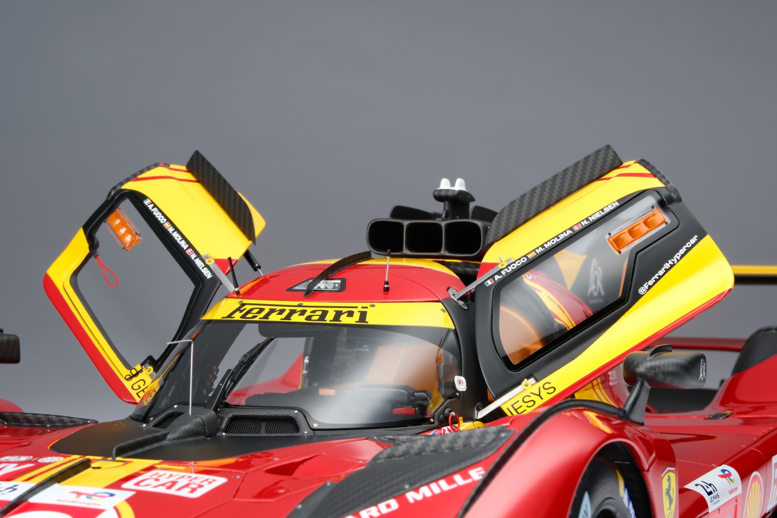 Amalgam Ferrari 499P 2024 Le Mans - Rot | 1:8 - 画像7