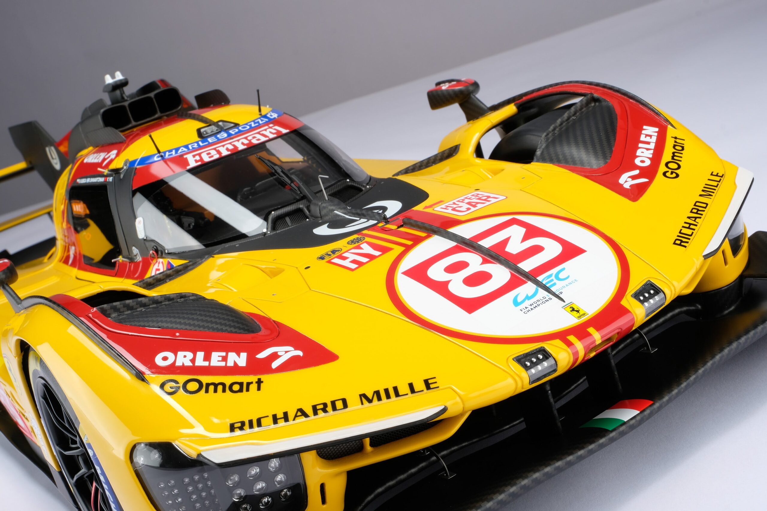 Amalgam Ferrari 499P 2024 Lone Star Le Mans Winner - Gelb | 1:8 - 画像11
