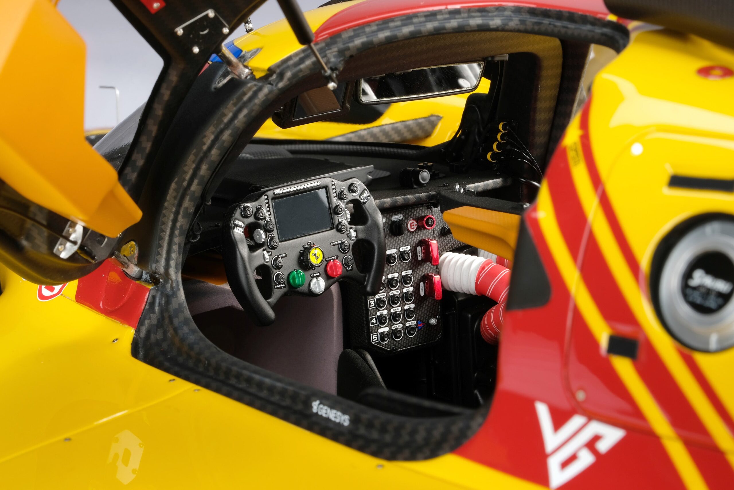 Amalgam Ferrari 499P 2024 Lone Star Le Mans Winner - Gelb | 1:8 - 画像8