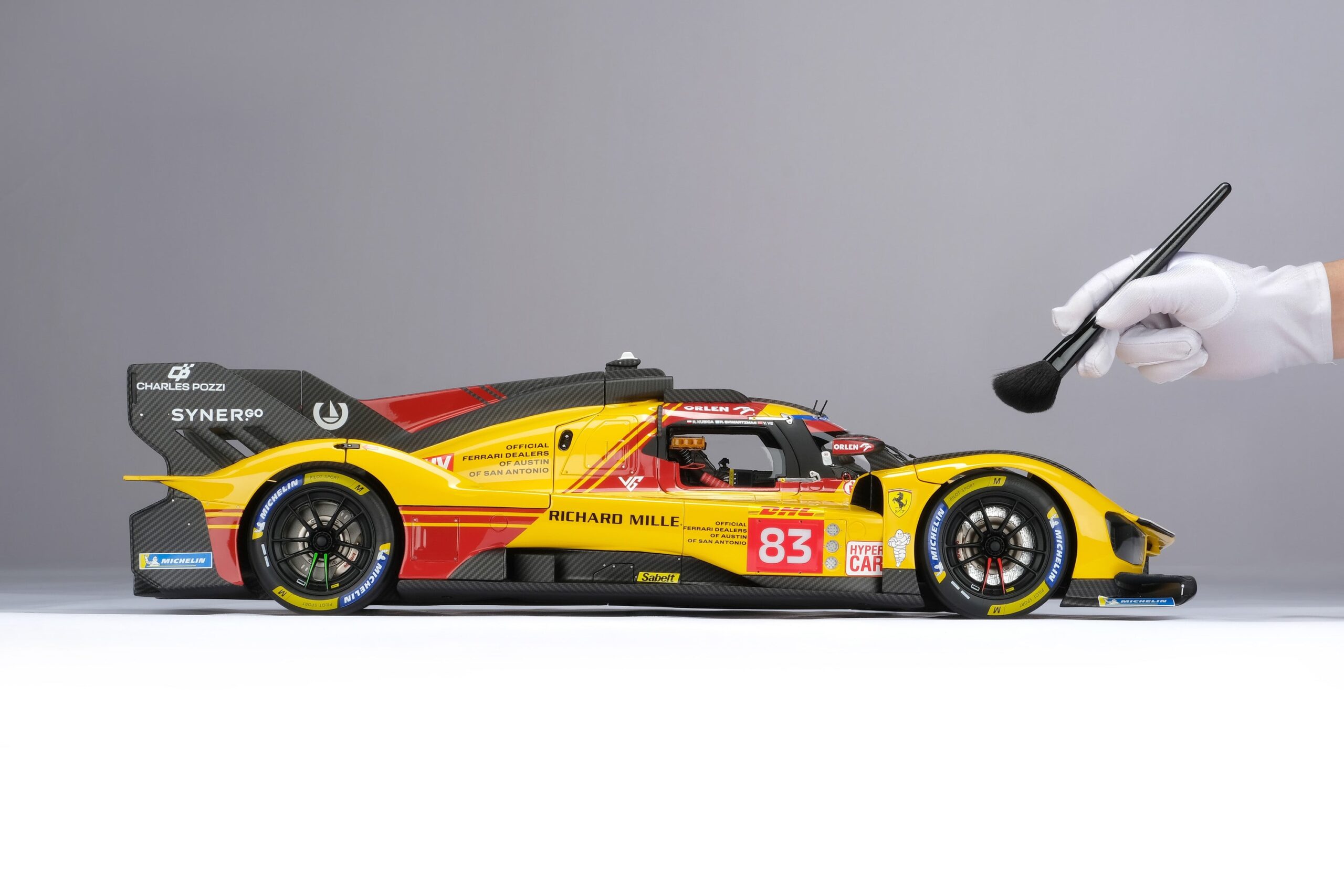 Amalgam Ferrari 499P 2024 Lone Star Le Mans Winner - Gelb | 1:8 - 画像4